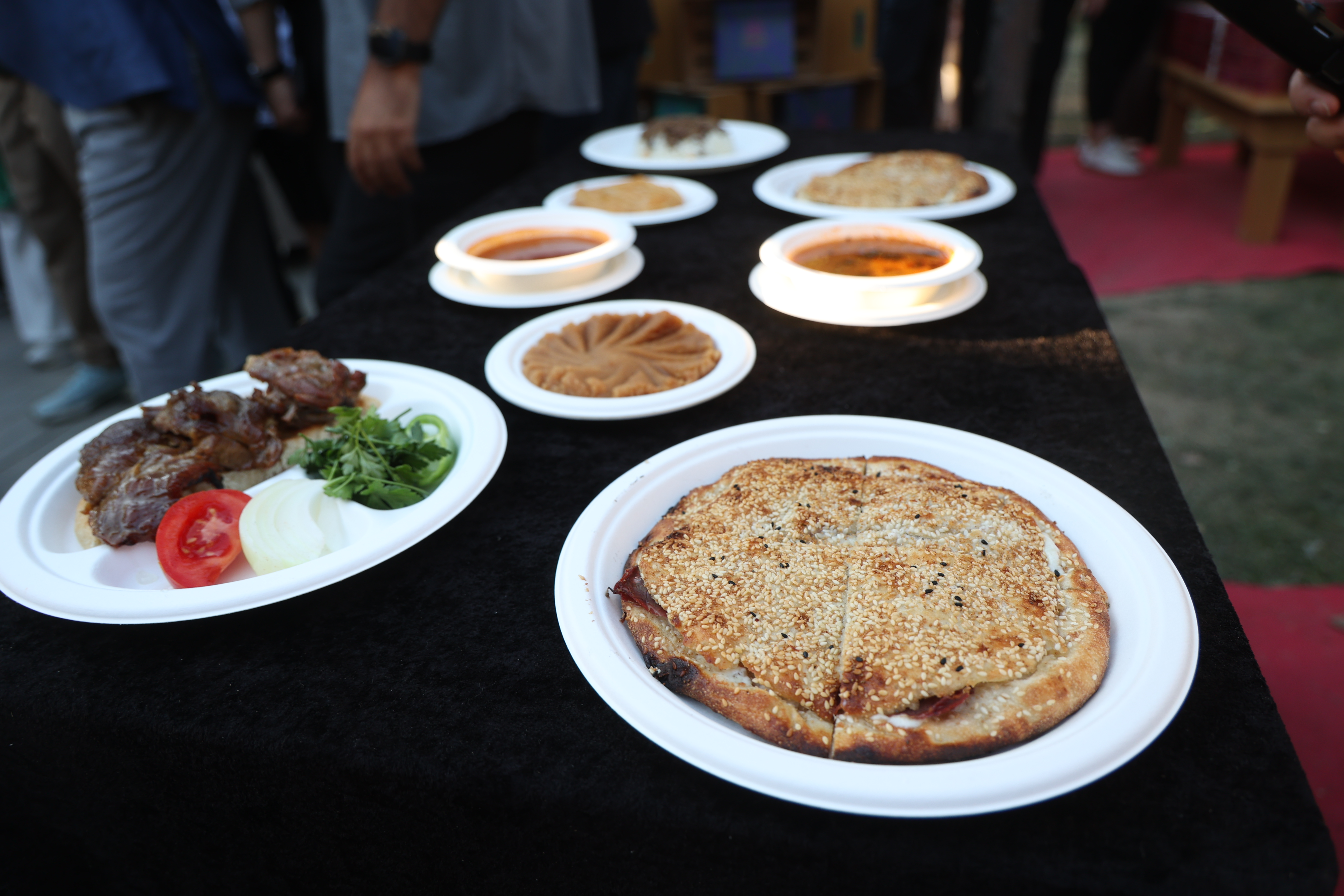 BAŞKAN ALTAY, 4. GASTROFEST’E KATILAN ZİYARETÇİLERE, ŞEFLERE VE ESNAFA TEŞEKKÜR ETTİ