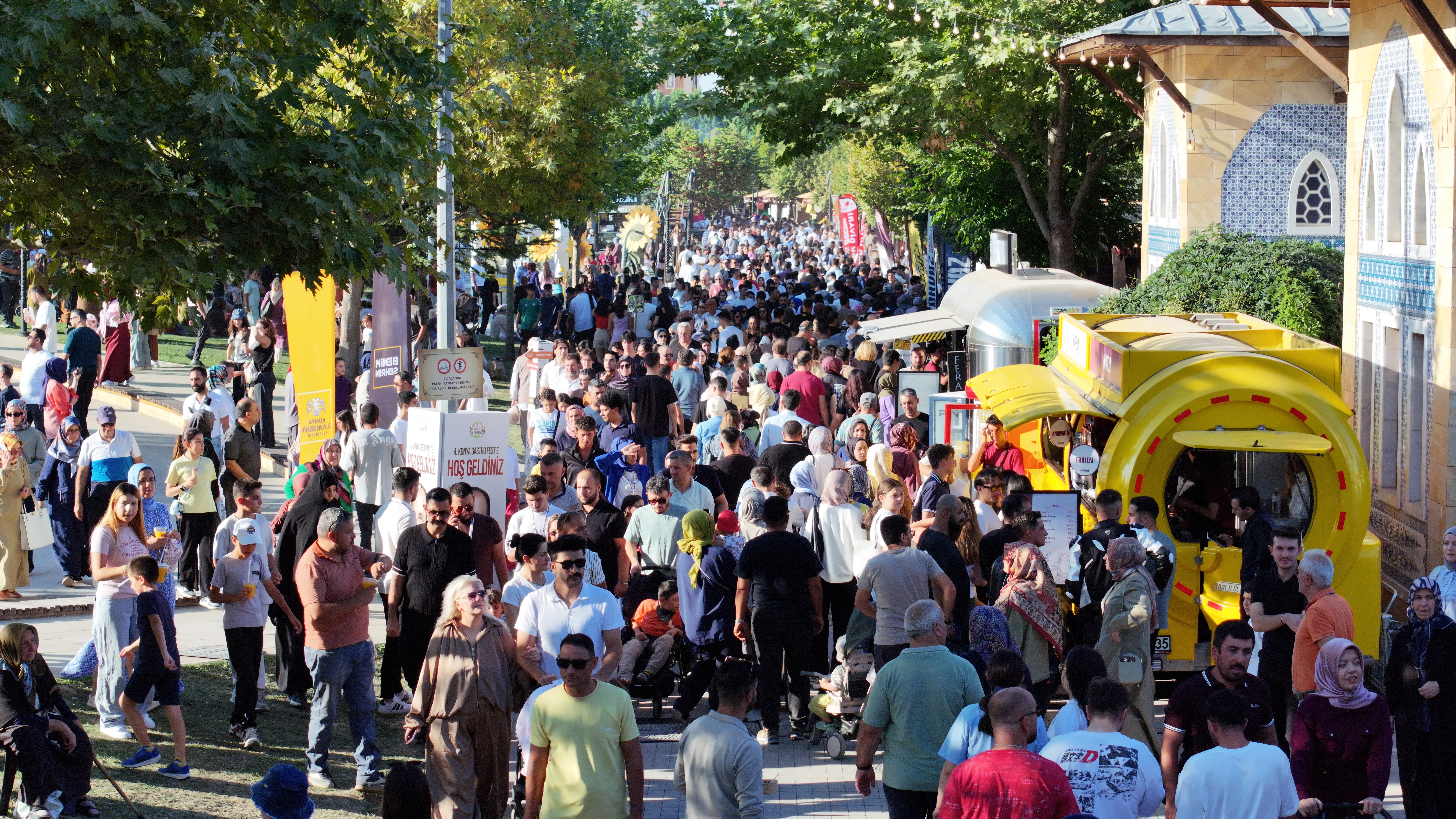BAŞKAN ALTAY, 4. GASTROFEST’E KATILAN ZİYARETÇİLERE, ŞEFLERE VE ESNAFA TEŞEKKÜR ETTİ
