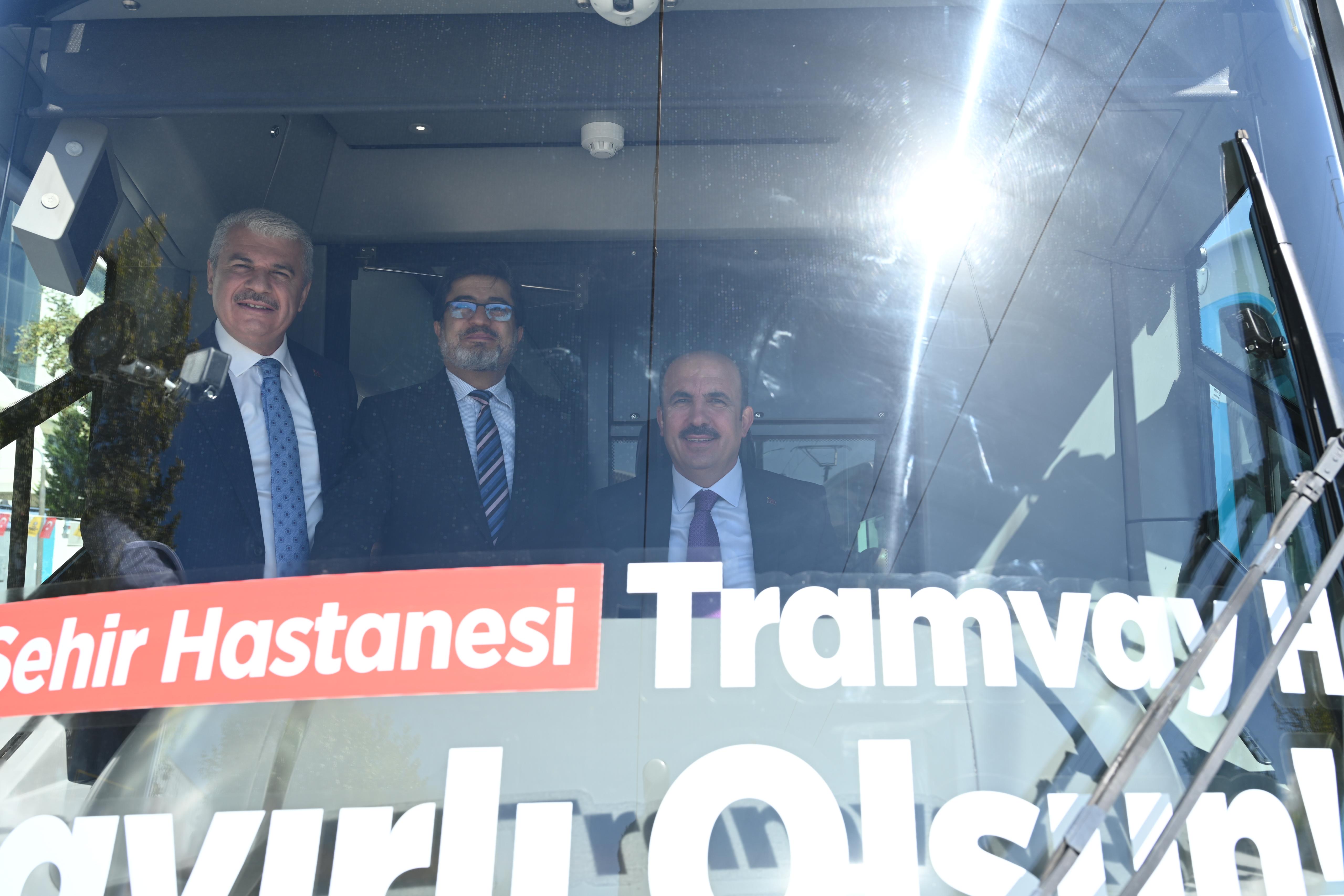 KONYA’NIN RAYLI SİSTEM AĞINI GÜÇLENDİRECEK ADLİYE-ŞEHİR HASTANESİ HATTI AÇILDI