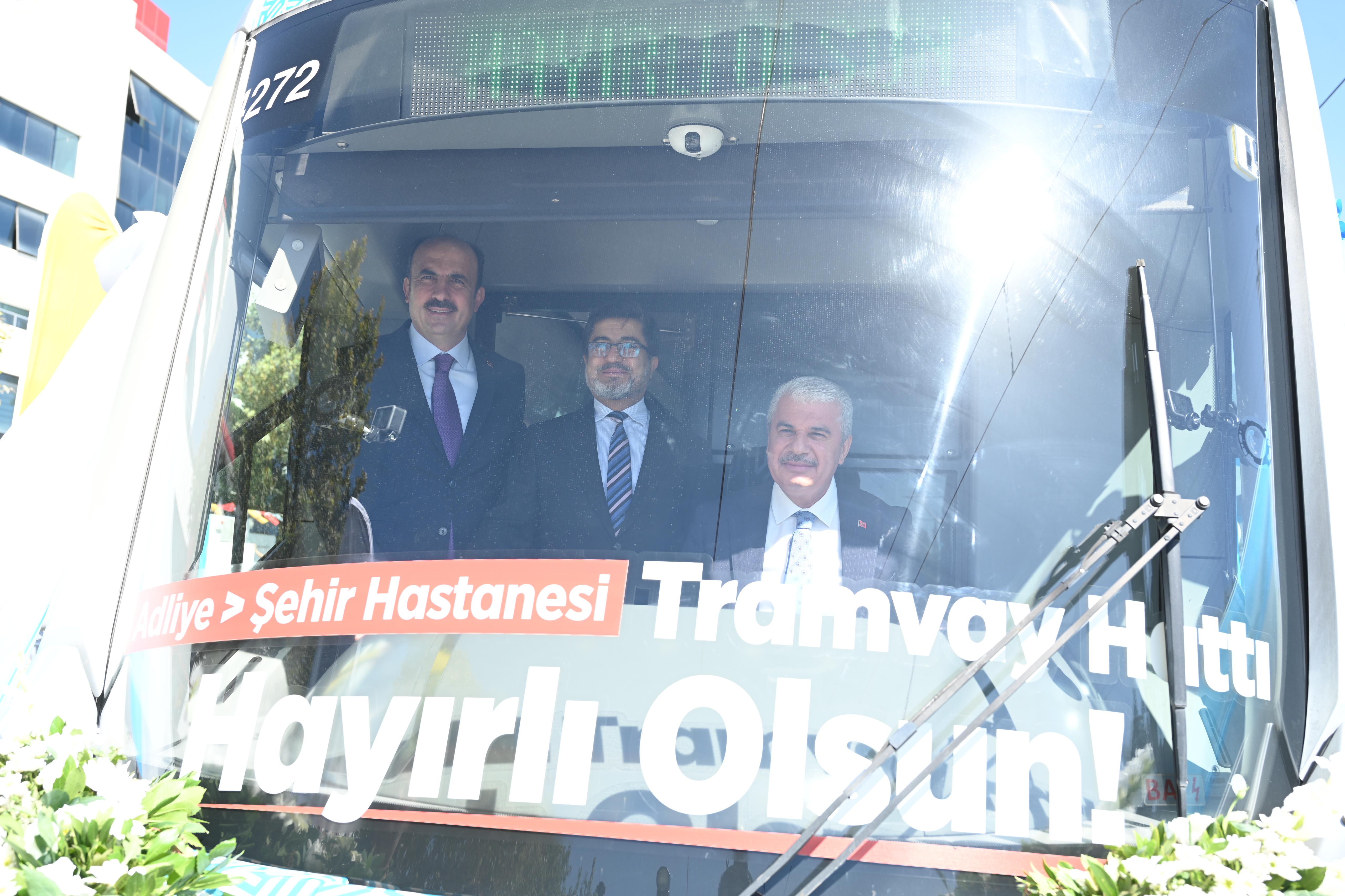 KONYA’NIN RAYLI SİSTEM AĞINI GÜÇLENDİRECEK ADLİYE-ŞEHİR HASTANESİ HATTI AÇILDI