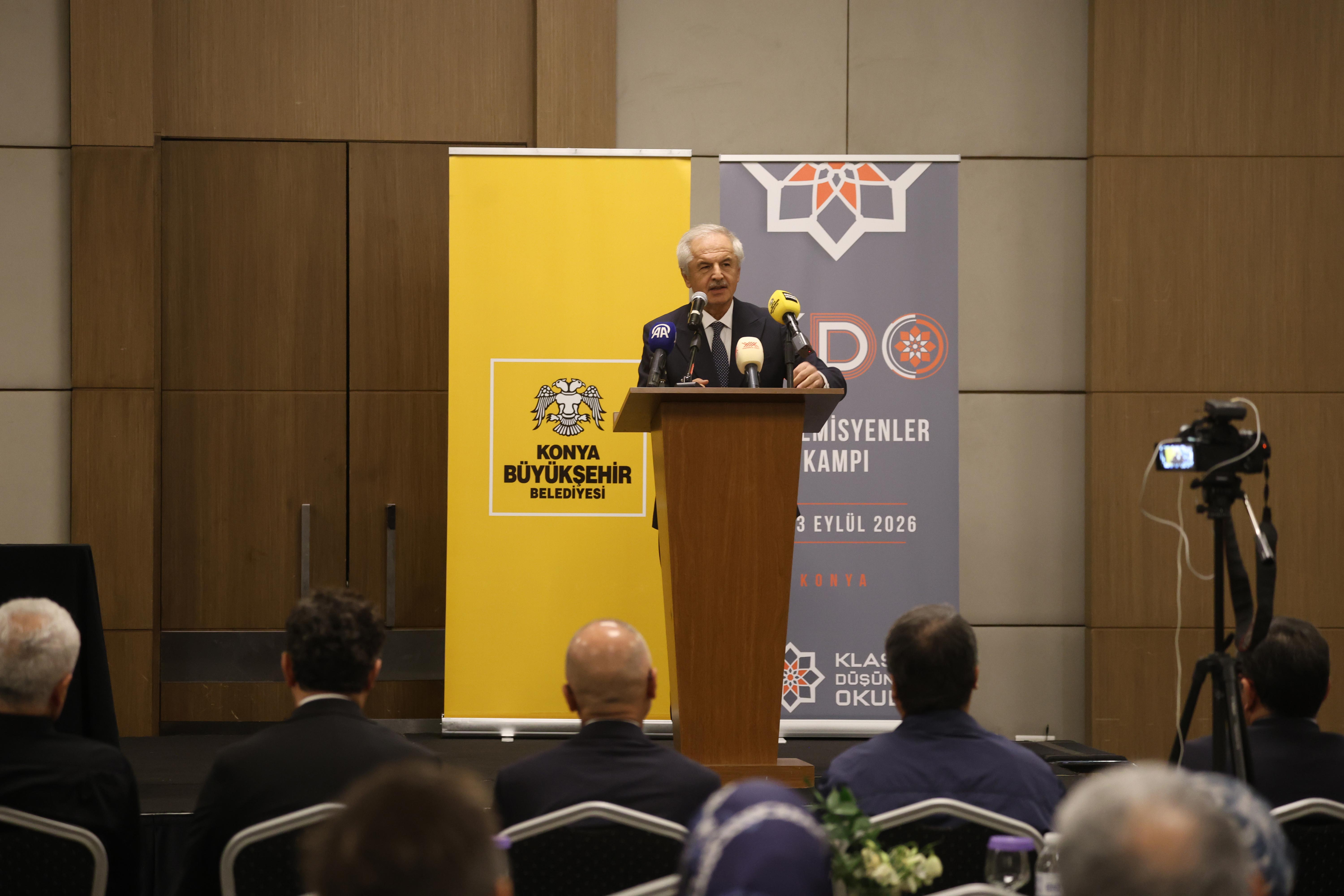 KONYA BÜYÜKŞEHİR EV SAHİPLİĞİNDE "KLASİK DÜŞÜNCE OKULU 2026 AKADEMİSYENLER KAMPI" PROGRAMI GERÇEKLEŞTİRİLDİ