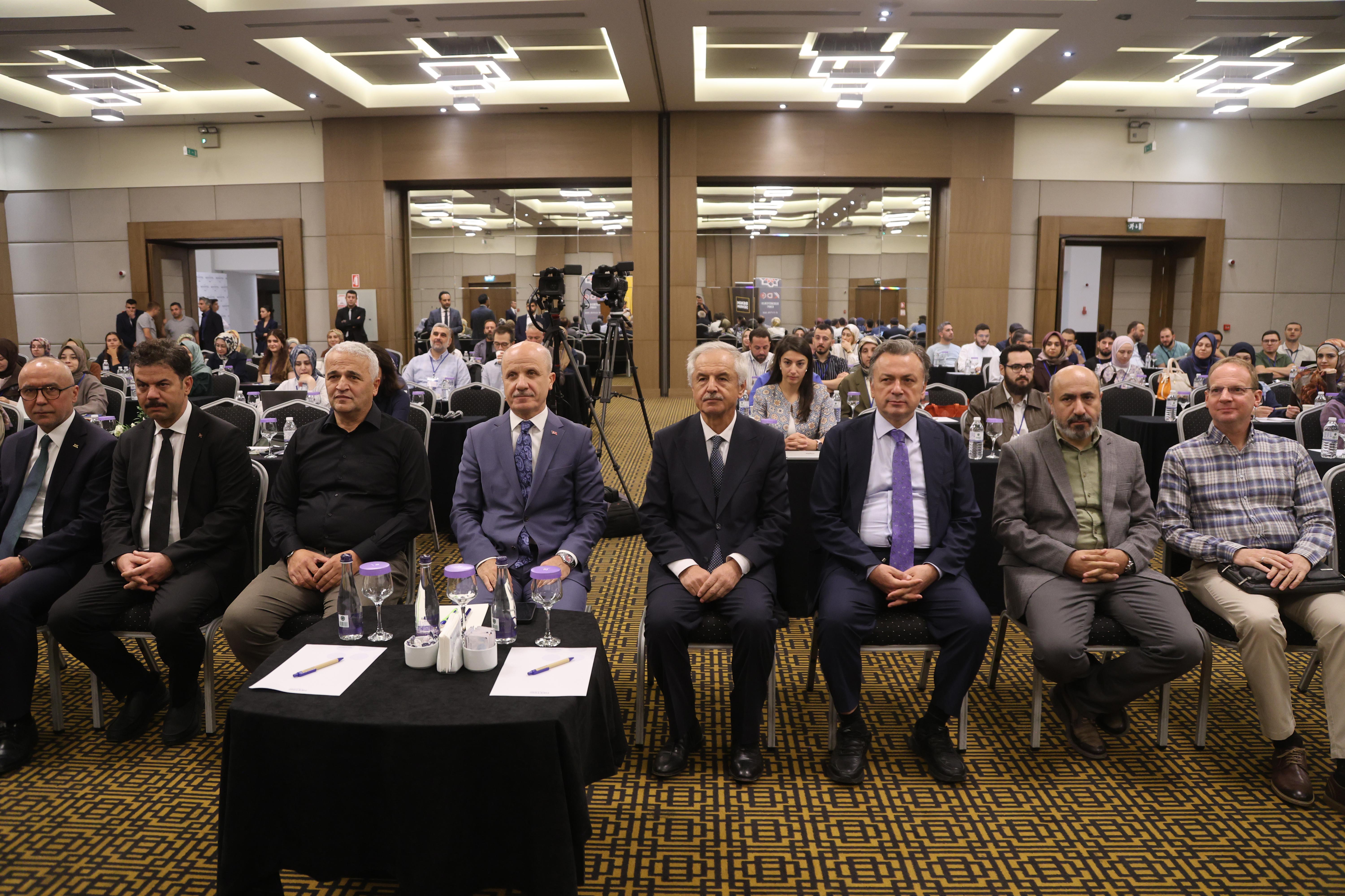 KONYA BÜYÜKŞEHİR EV SAHİPLİĞİNDE "KLASİK DÜŞÜNCE OKULU 2026 AKADEMİSYENLER KAMPI" PROGRAMI GERÇEKLEŞTİRİLDİ