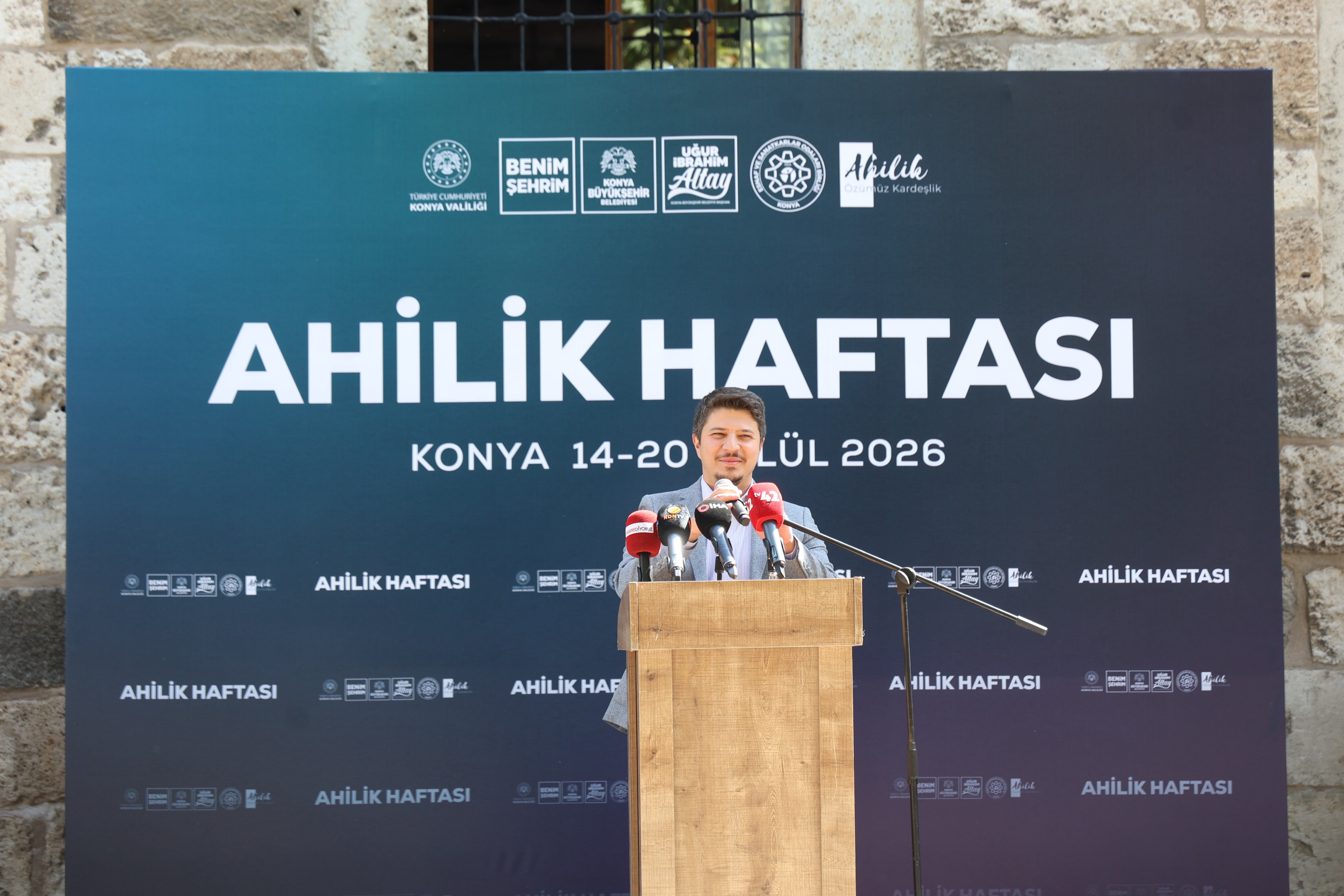AHİLİK HAFTASI ETKİNLİKLERİ KONYA’DA COŞKUYLA BAŞLADI
