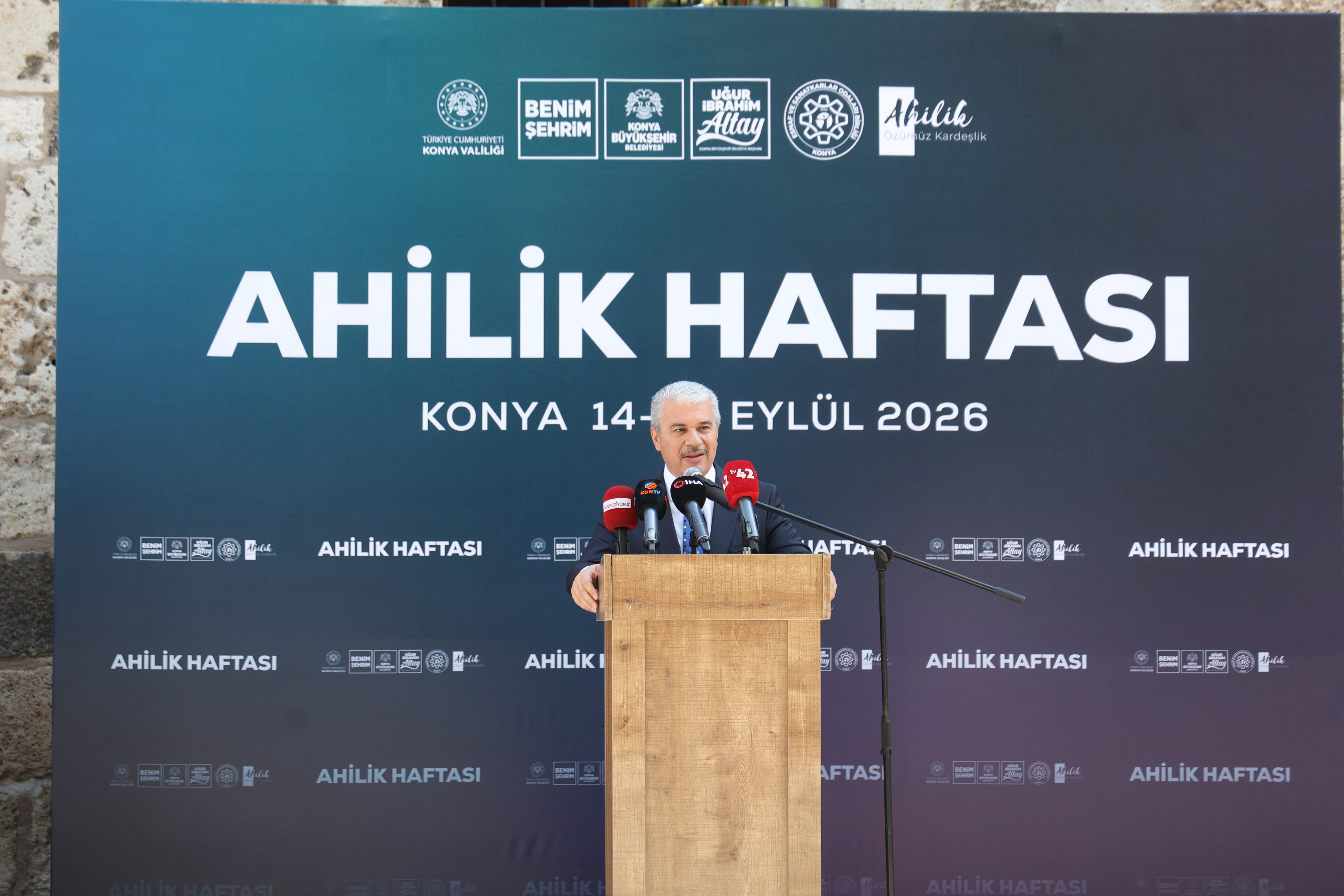 AHİLİK HAFTASI ETKİNLİKLERİ KONYA’DA COŞKUYLA BAŞLADI