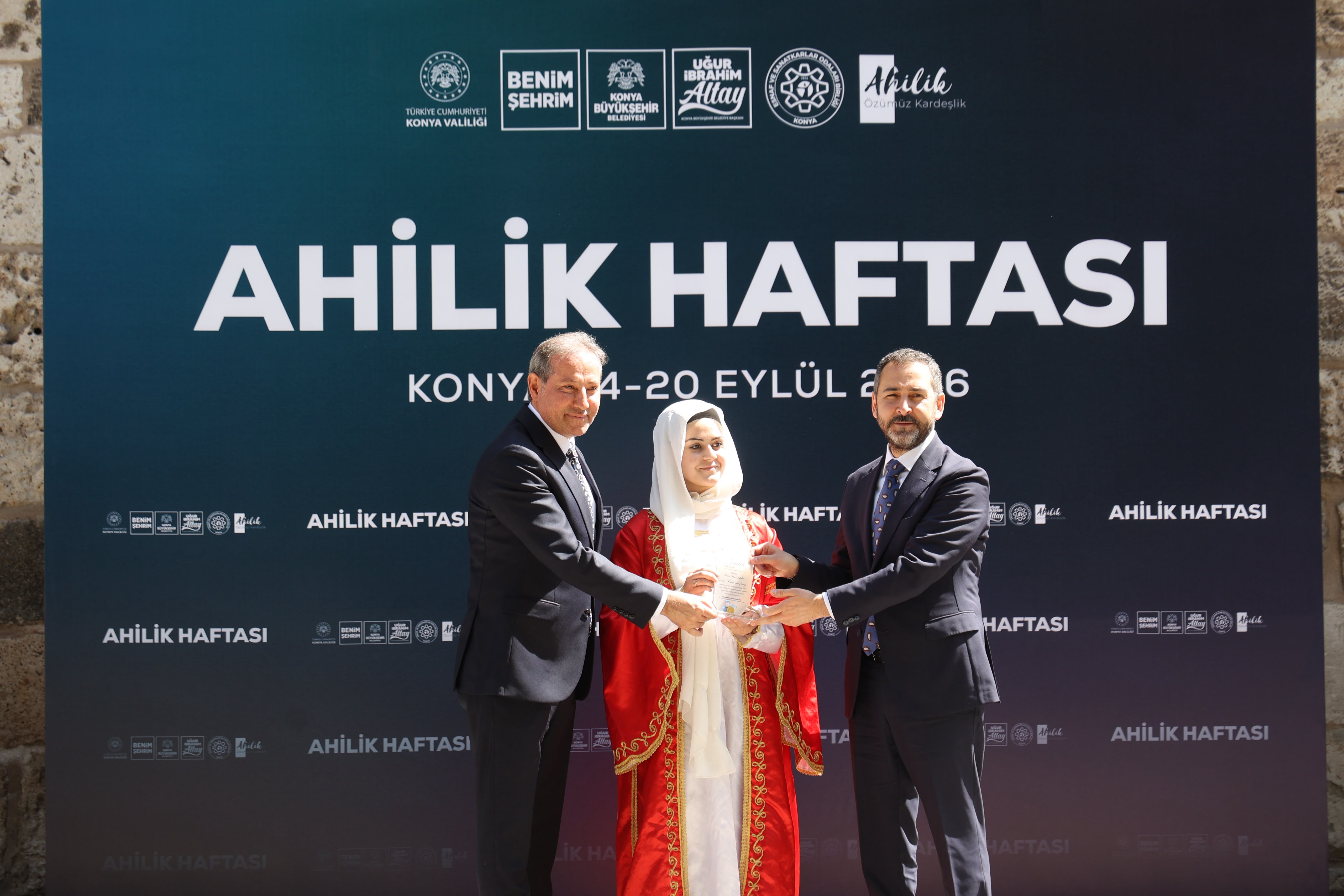 AHİLİK HAFTASI ETKİNLİKLERİ KONYA’DA COŞKUYLA BAŞLADI