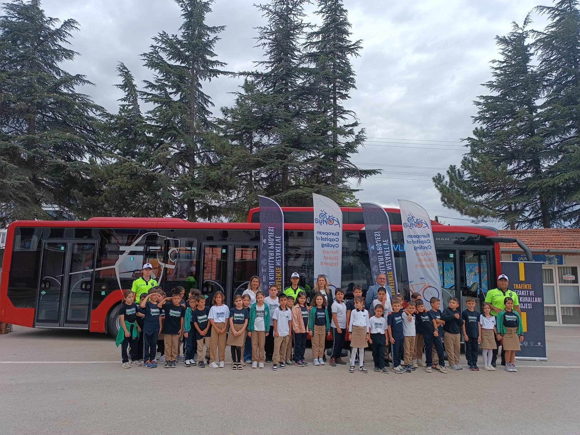 AVRUPA BİSİKLET BAŞKENTİ KONYA’DA BÜYÜKŞEHİR-EMLAK KONUT İŞBİRLİĞİNDE TÜRKİYE’YE ÖRNEK PROJE