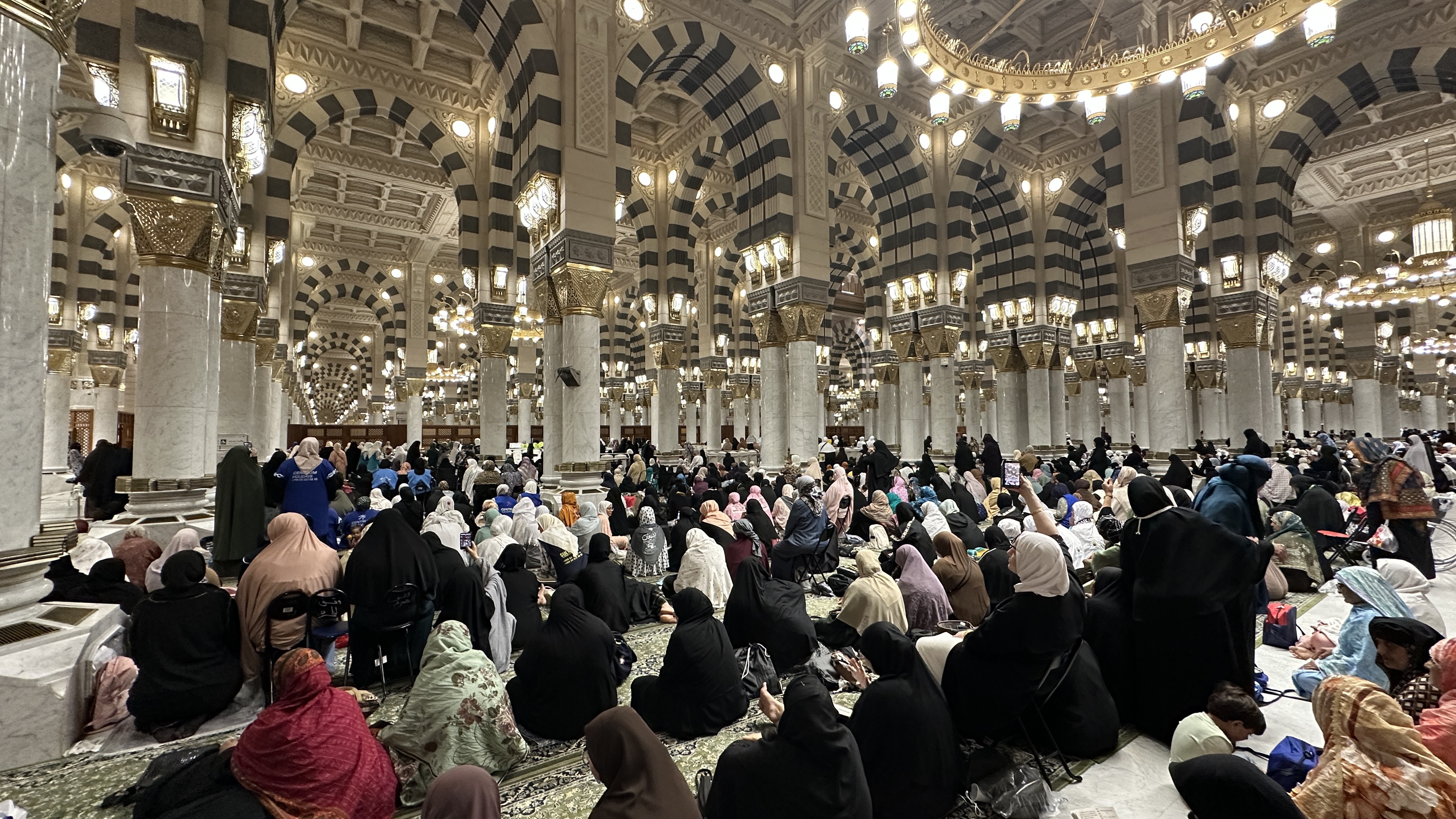 KONYA BÜYÜKŞEHİR’İN VEFA UMRESİ’NDE İKİNCİ KAFİLE UMRE İBADETİNİ TAMAMLAYIP ŞEHRE DÖNDÜ