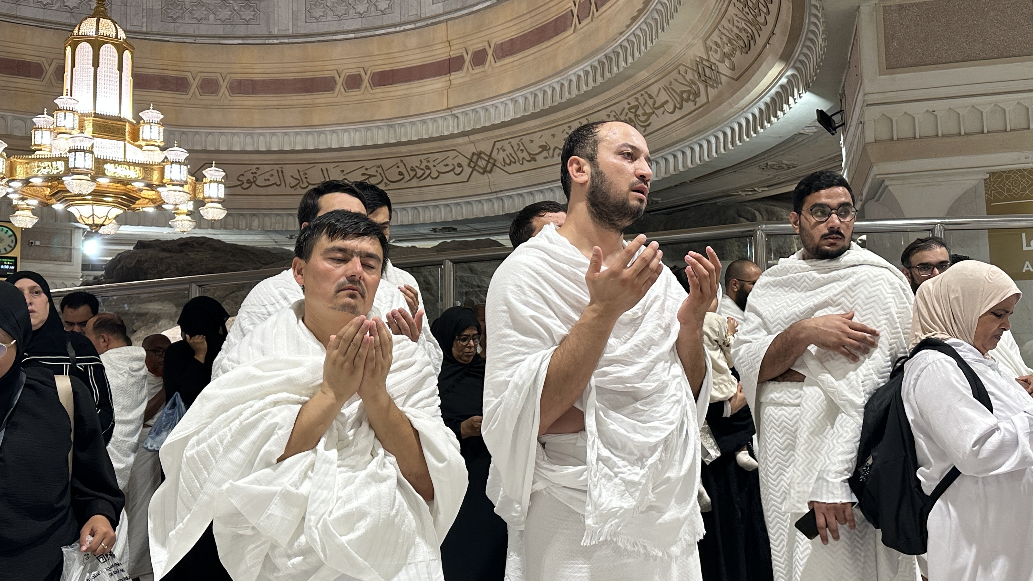 KONYA BÜYÜKŞEHİR’İN VEFA UMRESİ’NDE İKİNCİ KAFİLE UMRE İBADETİNİ TAMAMLAYIP ŞEHRE DÖNDÜ