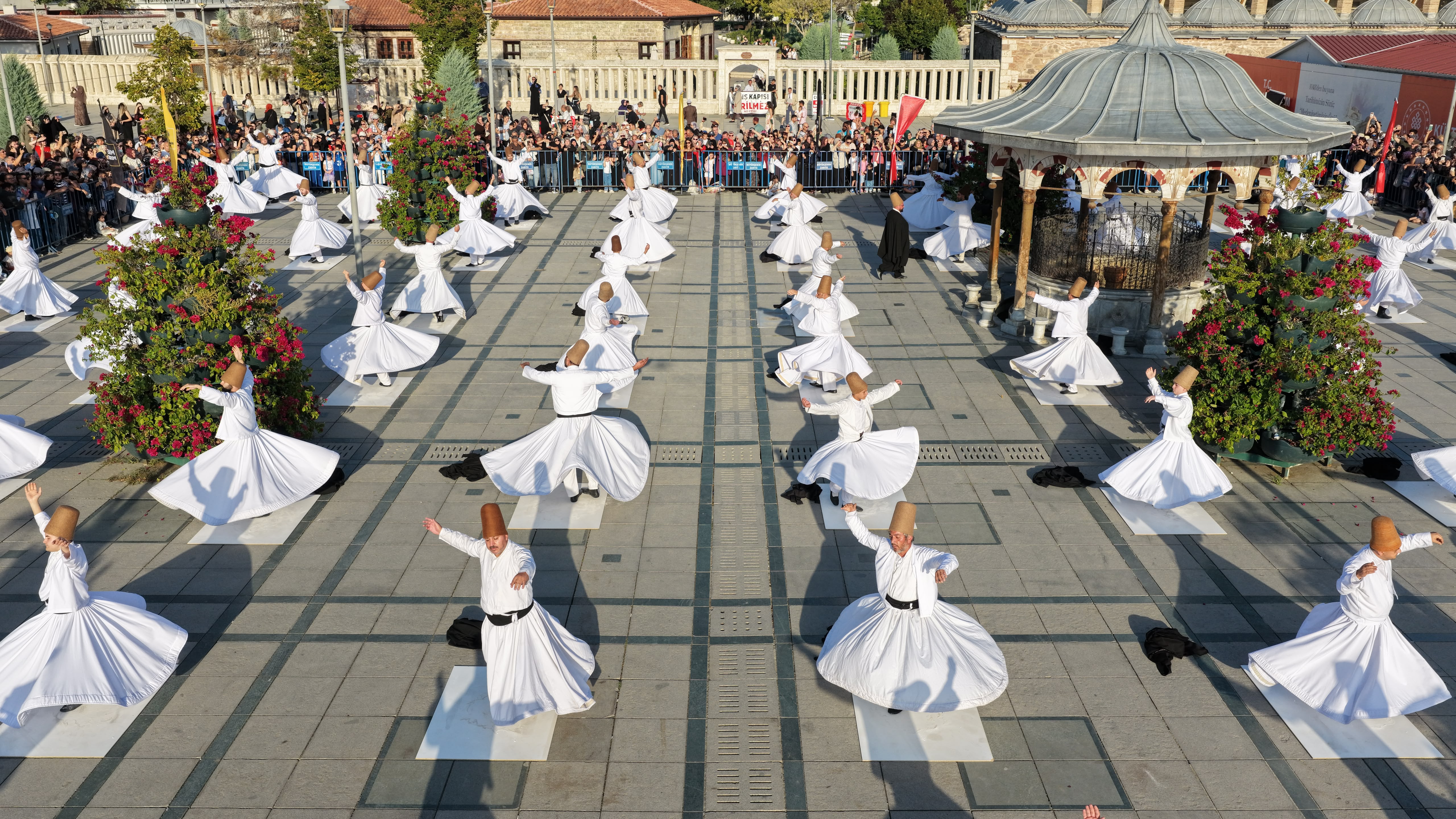 KONYA’DA 23. ULUSLARARASI MİSTİK MÜZİK FESTİVALİ COŞKUSU BAŞLADI