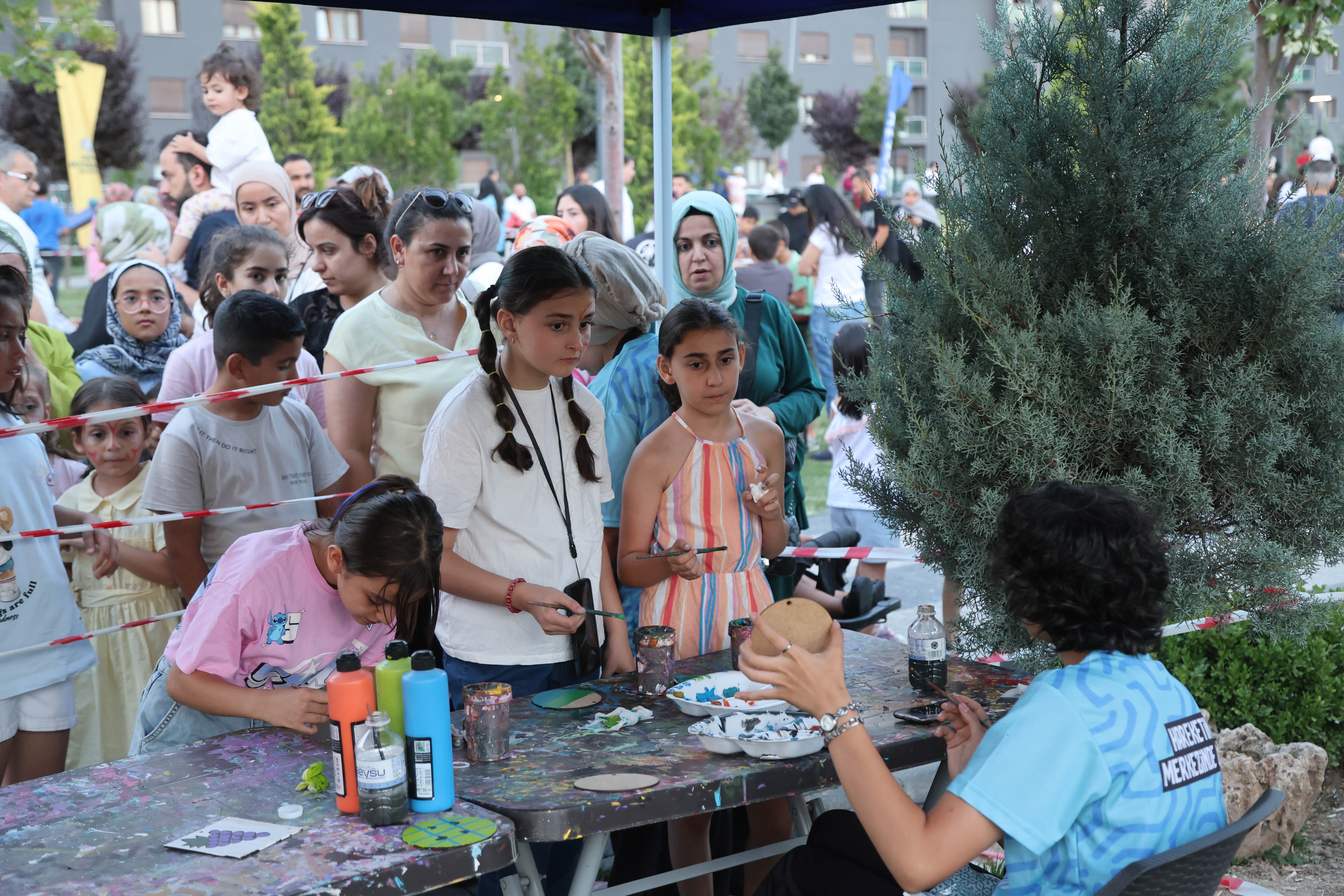 BAŞKAN ALTAY “PARKLARDA ŞENLİK VAR” ETKİNLİĞİNE KATILAN TÜM ÇOCUKLARA VE AİLELERİNE TEŞEKKÜR ETTİ