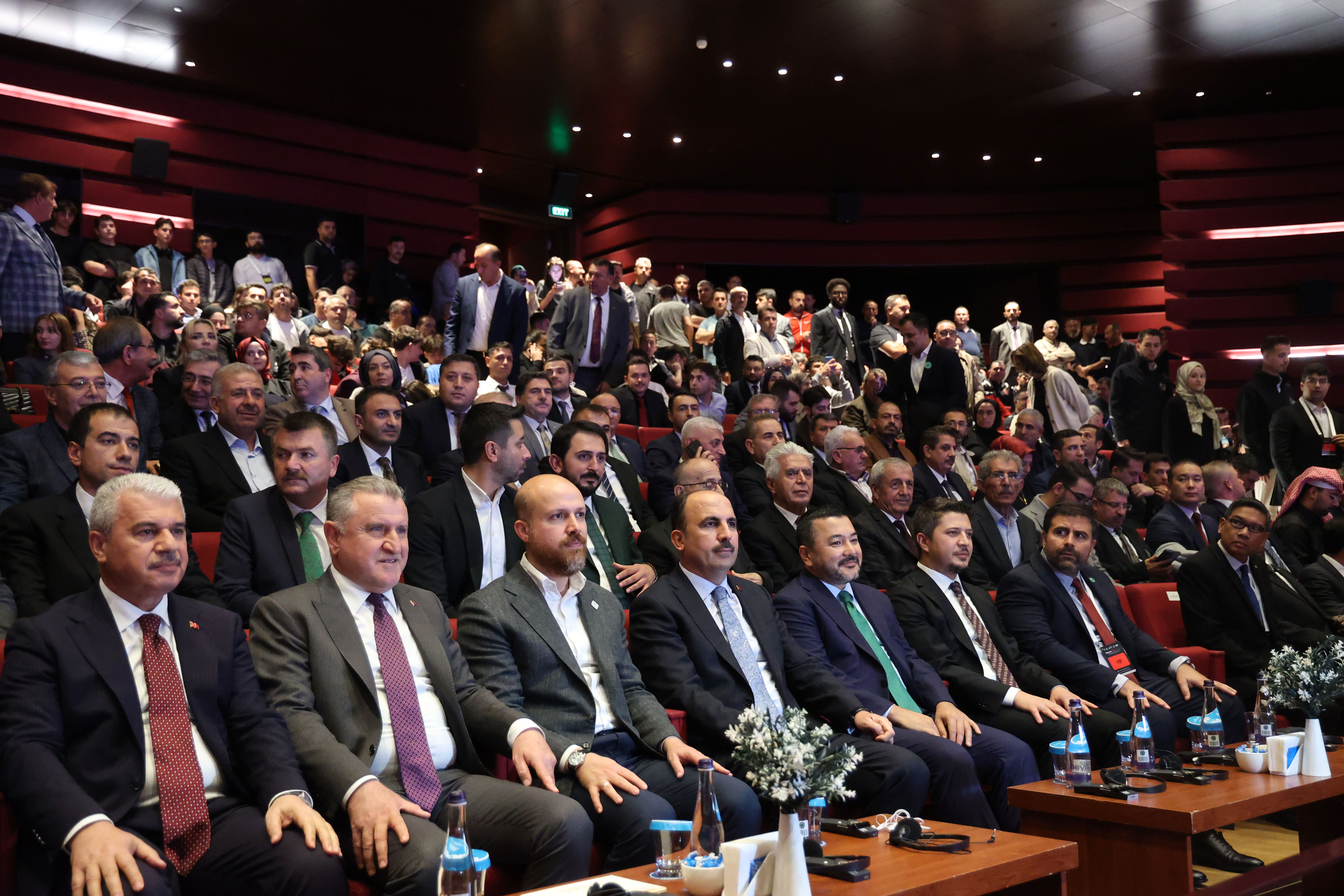 İSLAM İŞBİRLİĞİ GENÇLİK BAŞKENTİ KONYA’DA FİLİSTİN DAVASI İÇİN GENÇLİK BULUŞMASI