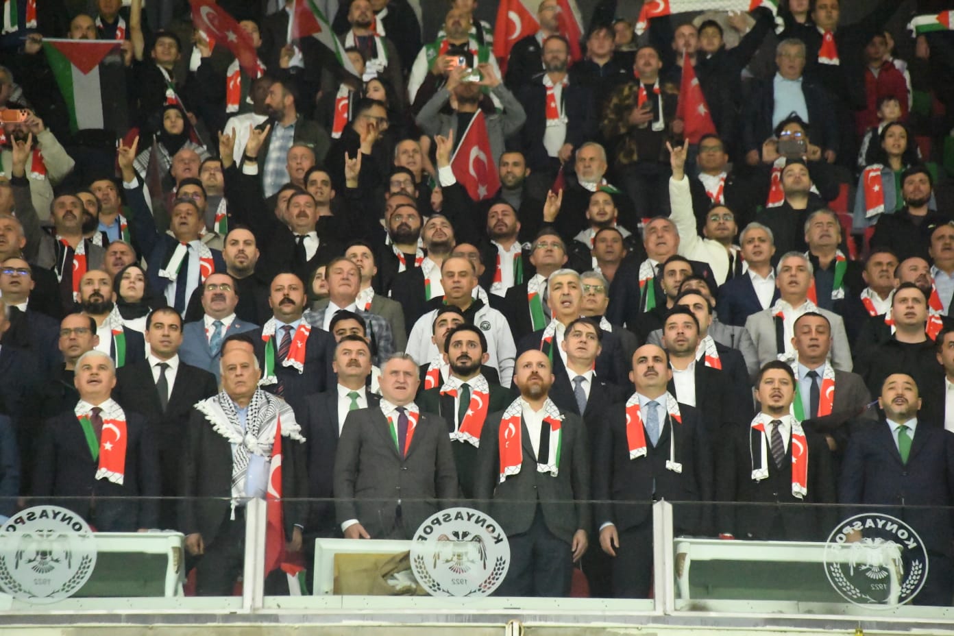 FİLİSTİN MİLLİ TAKIMI İLE KONYASPOR’UN KARŞILAŞTIĞI MAÇTA TÜM DÜNYAYA FİLİSTİN’E DESTEK MESAJI VERİLDİ