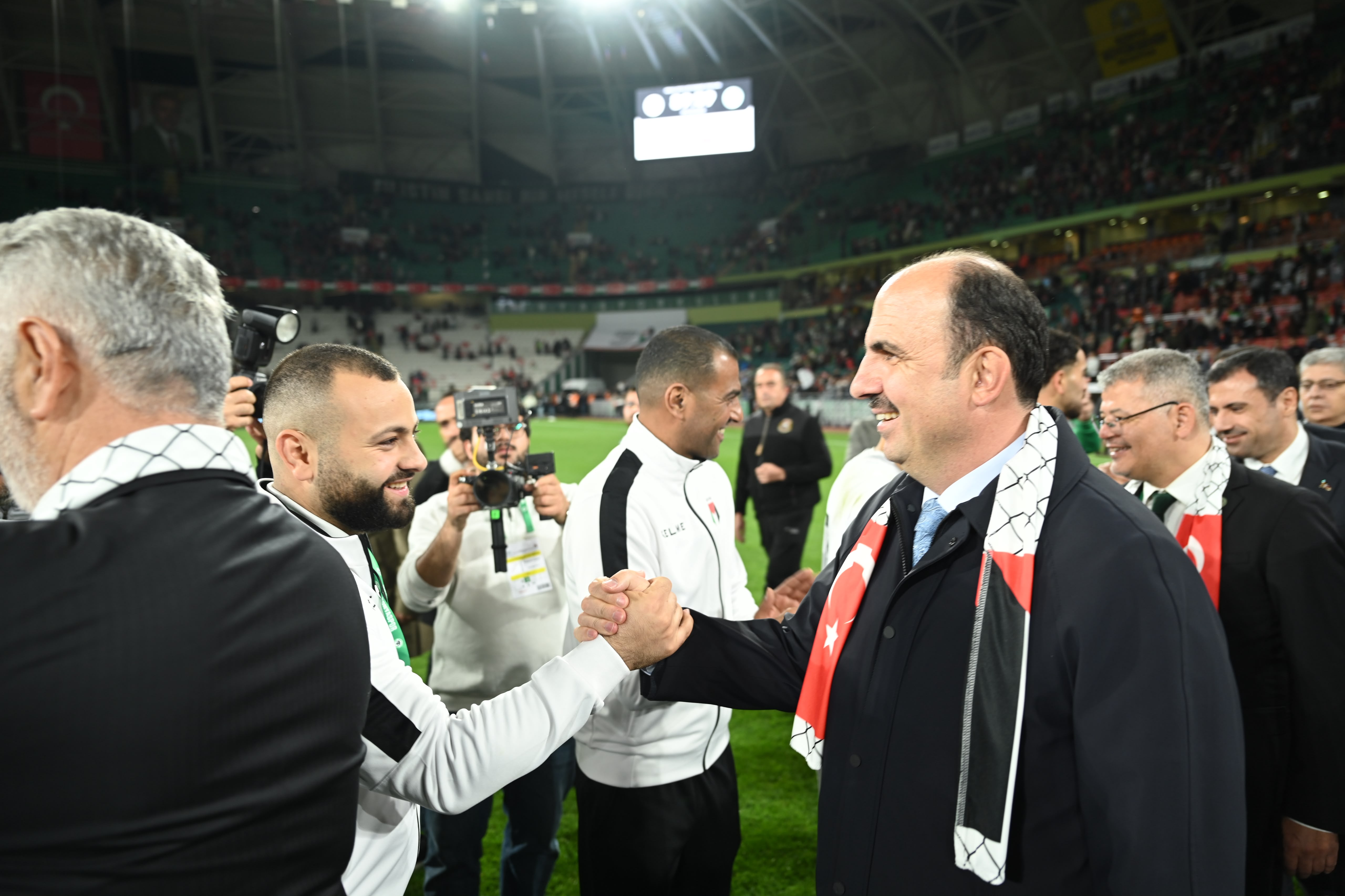 FİLİSTİN MİLLİ TAKIMI İLE KONYASPOR’UN KARŞILAŞTIĞI MAÇTA TÜM DÜNYAYA FİLİSTİN’E DESTEK MESAJI VERİLDİ