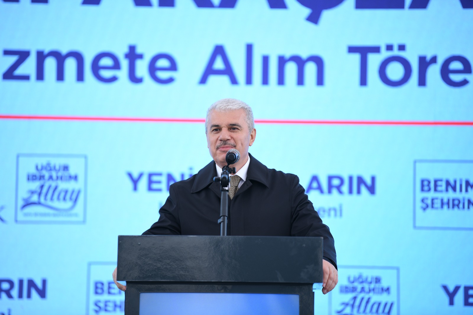 BAŞKAN ALTAY: “419 MİLYON LİRA BEDELLE ŞEHRİMİZE KAZANDIRDIĞIMIZ 54 YENİ ARAÇ HAYIRLI OLSUN”