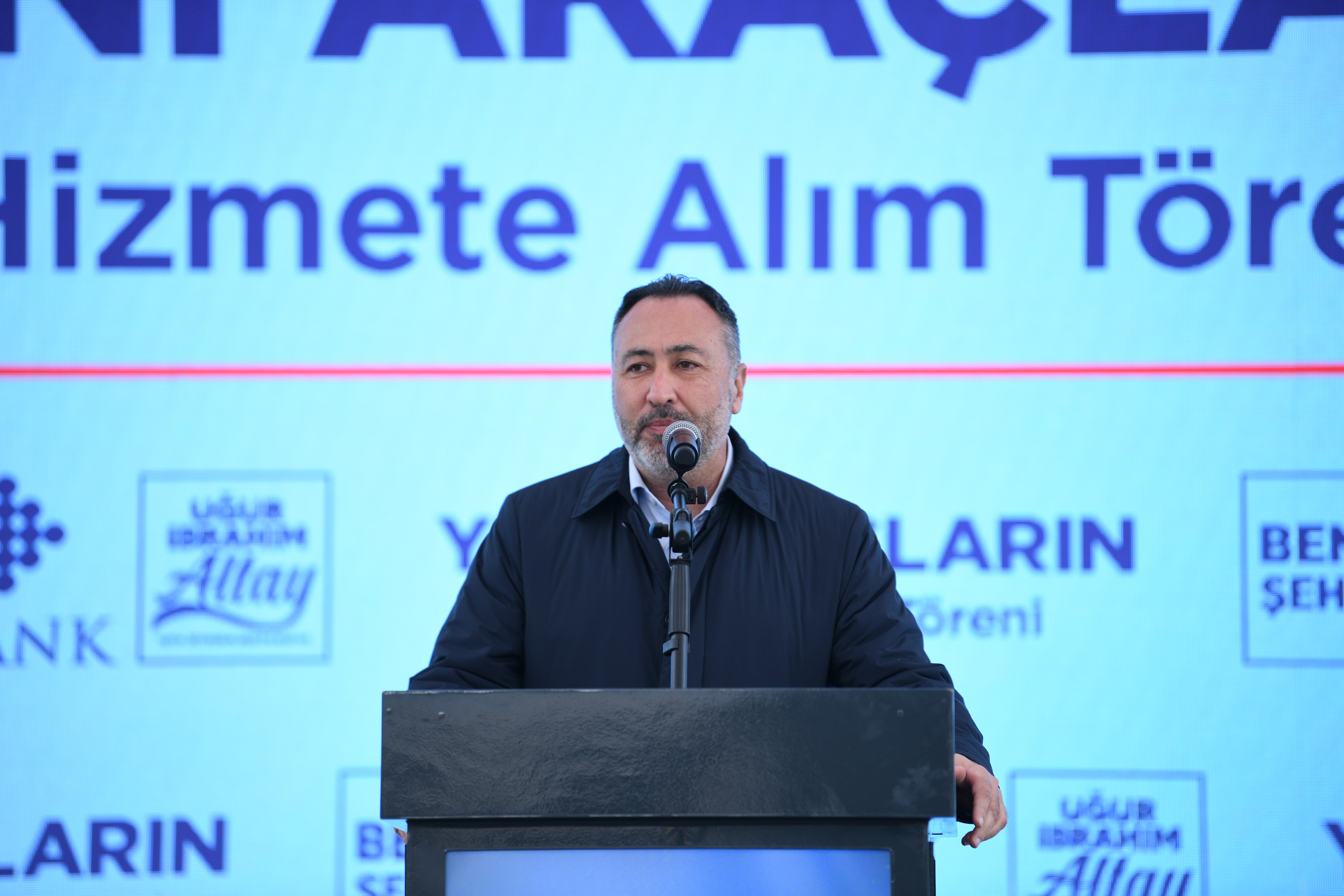 BAŞKAN ALTAY: “419 MİLYON LİRA BEDELLE ŞEHRİMİZE KAZANDIRDIĞIMIZ 54 YENİ ARAÇ HAYIRLI OLSUN”