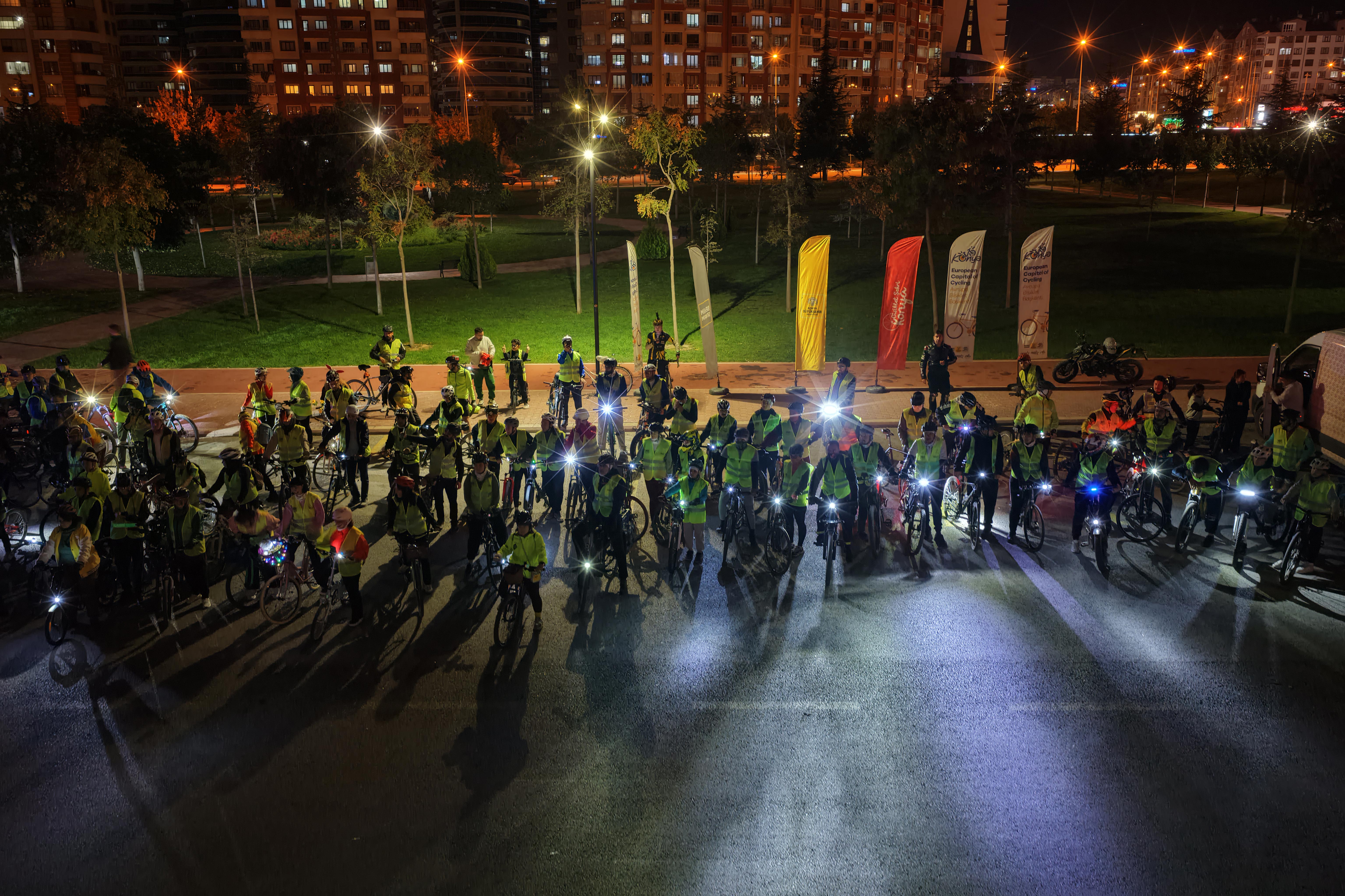 AVRUPA BİSİKLET BAŞKENTİ KONYA’DA PAZARTESİ AKŞAMLARI PEDALLAR DÖNÜYOR