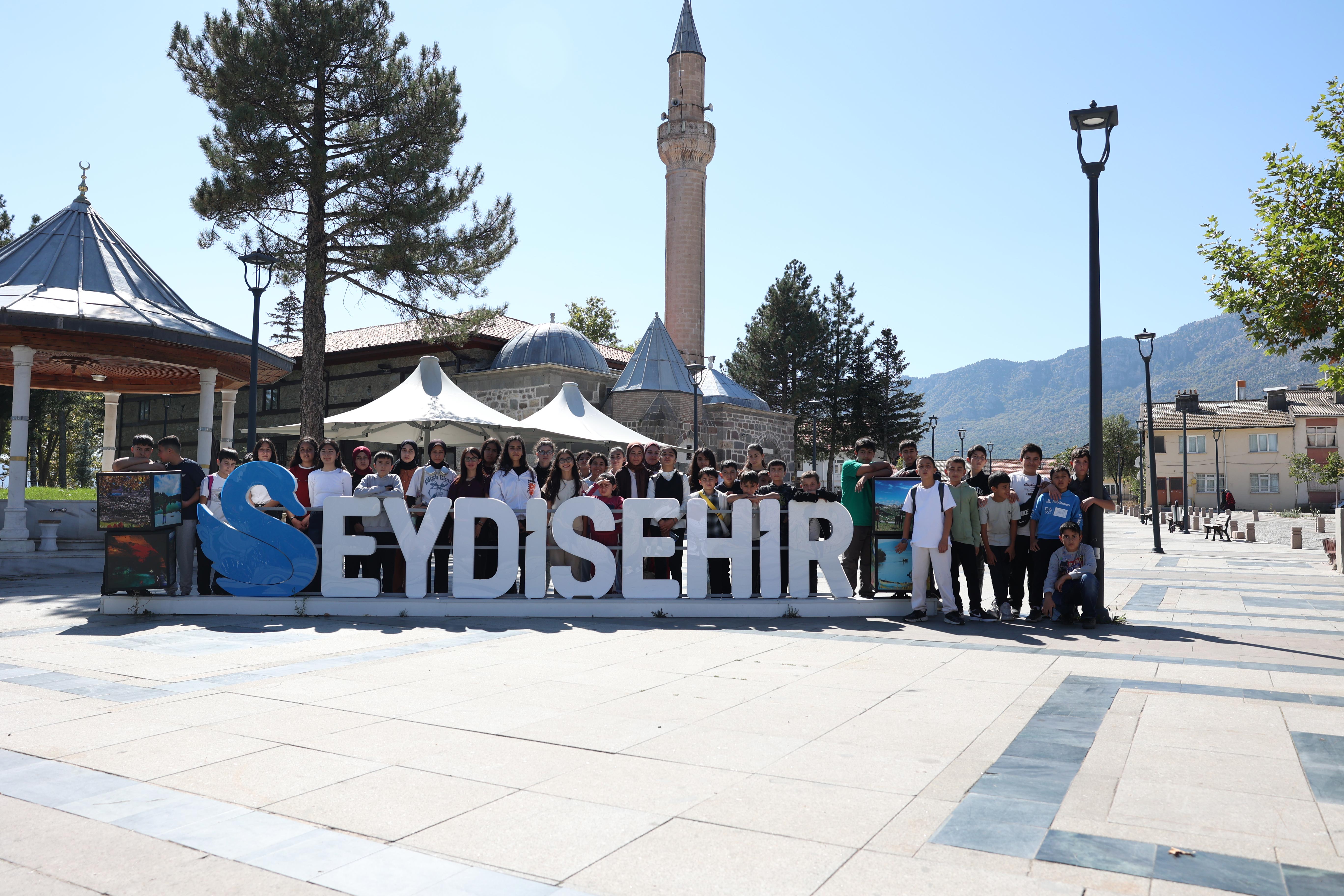 KONYA BÜYÜKŞEHİR’DEN BAŞARILI ÖĞRENCİLERE KÜLTÜR GEZİSİ