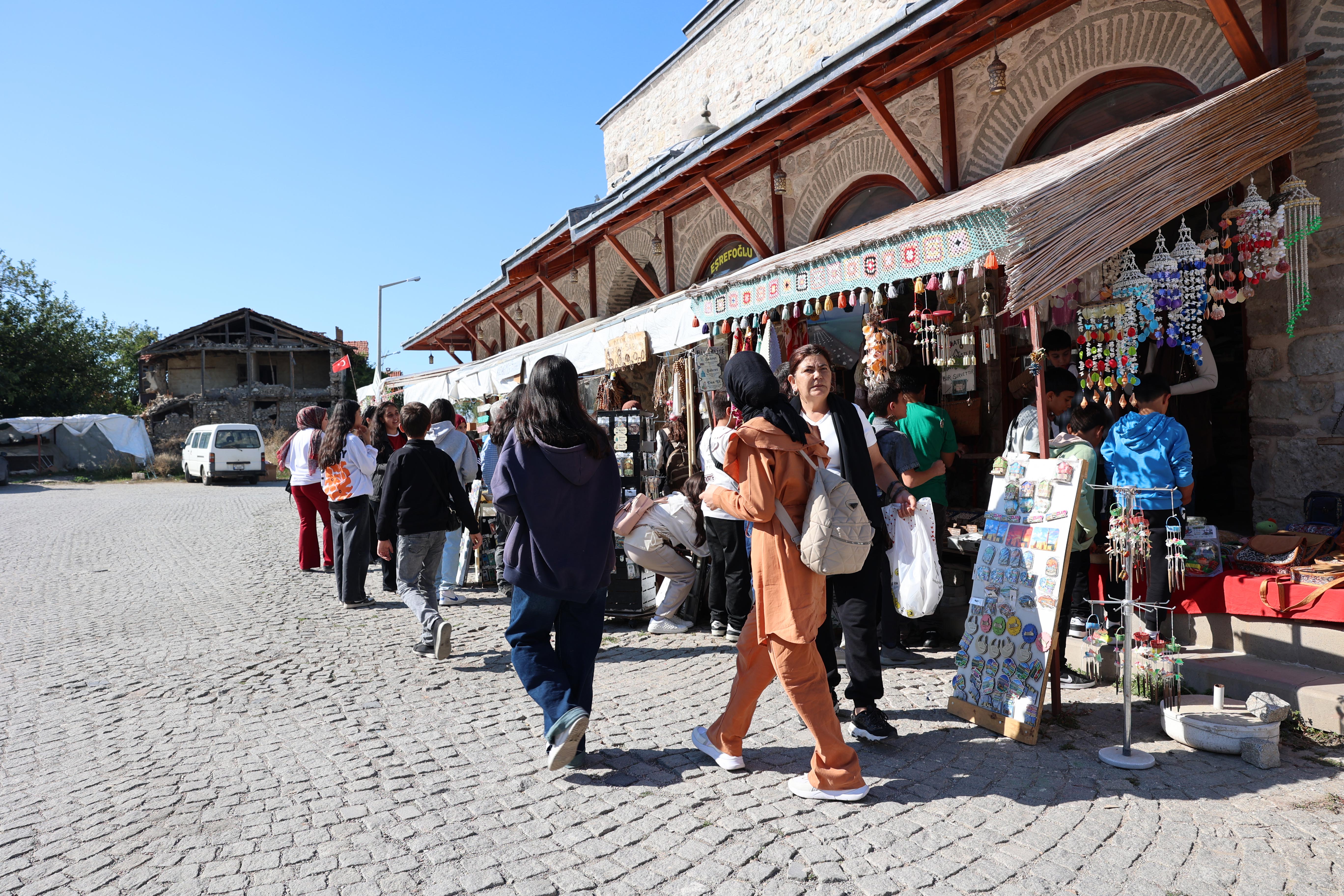 KONYA BÜYÜKŞEHİR’DEN BAŞARILI ÖĞRENCİLERE KÜLTÜR GEZİSİ