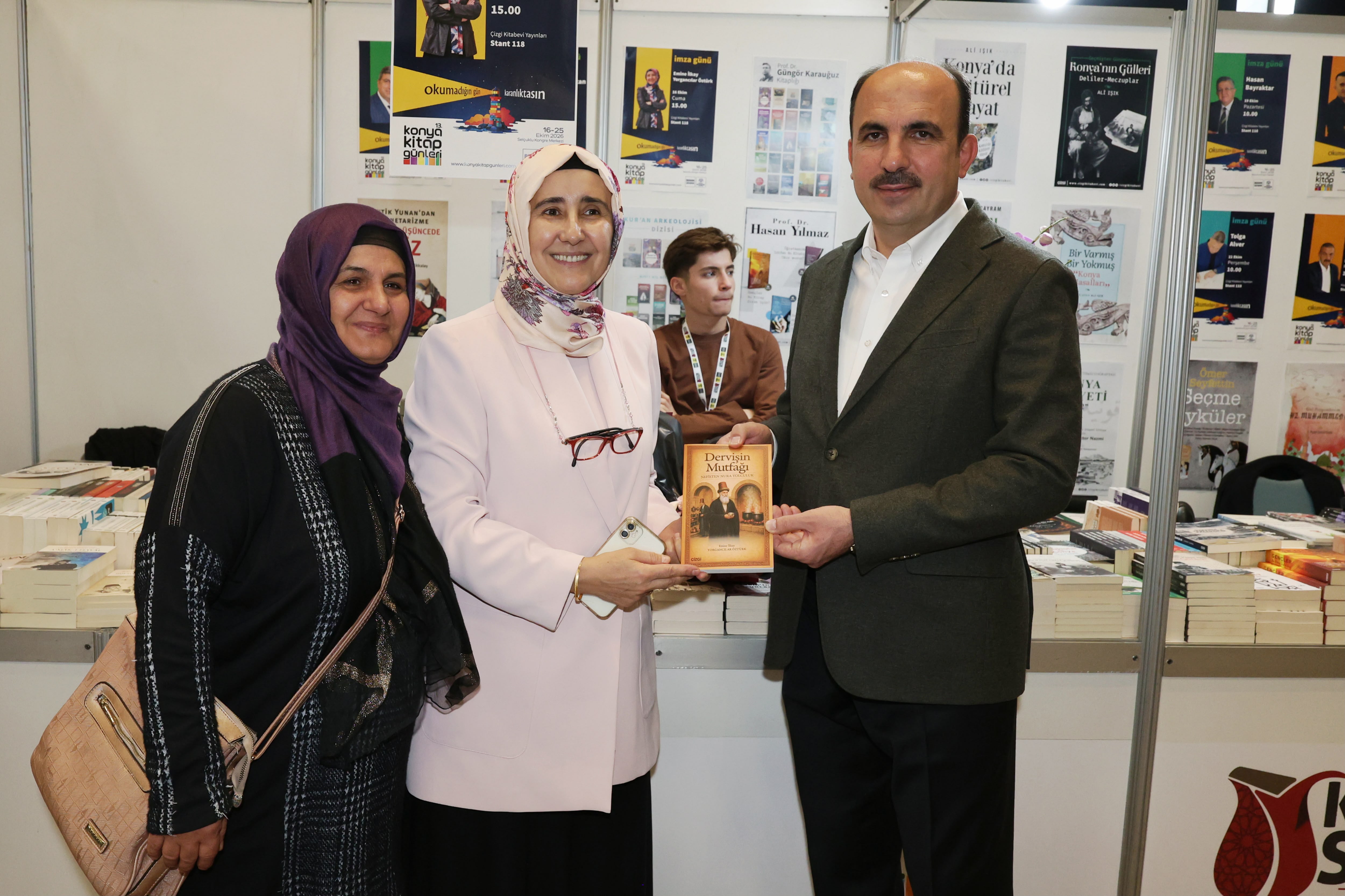 BAŞKAN ALTAY, TÜM KİTAPSEVERLERİ KAPILARINI AÇAN 13. KONYA KİTAP GÜNLERİ’NE DAVET ETTİ