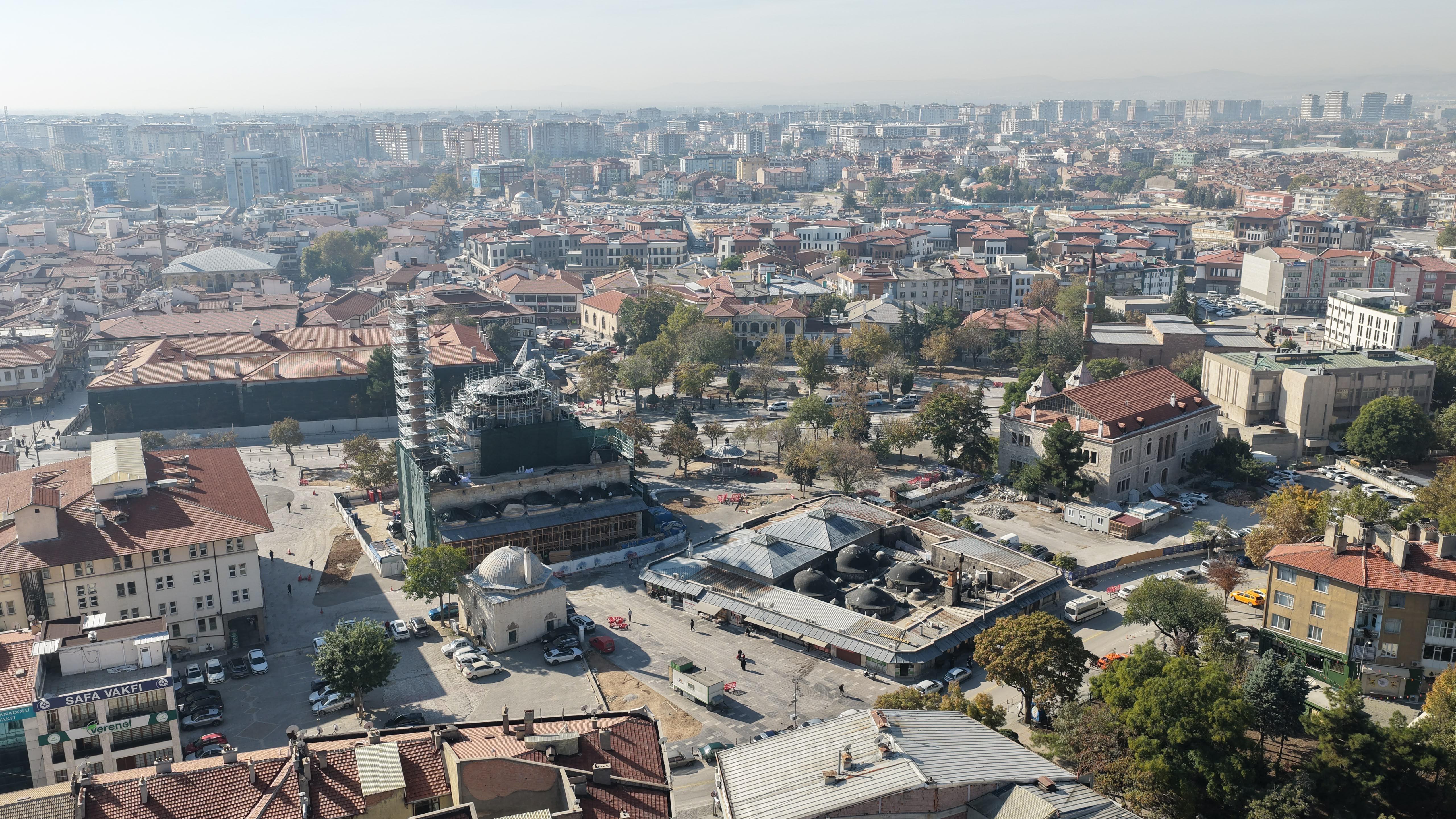 BAŞKAN ALTAY: “HER ŞEY KONYA'YA GELENLERİN VE KONYALILARIN ÇOK DAHA GÜZEL BİR ŞEHİRDE VAKİT GEÇİREBİLMESİ İÇİN”