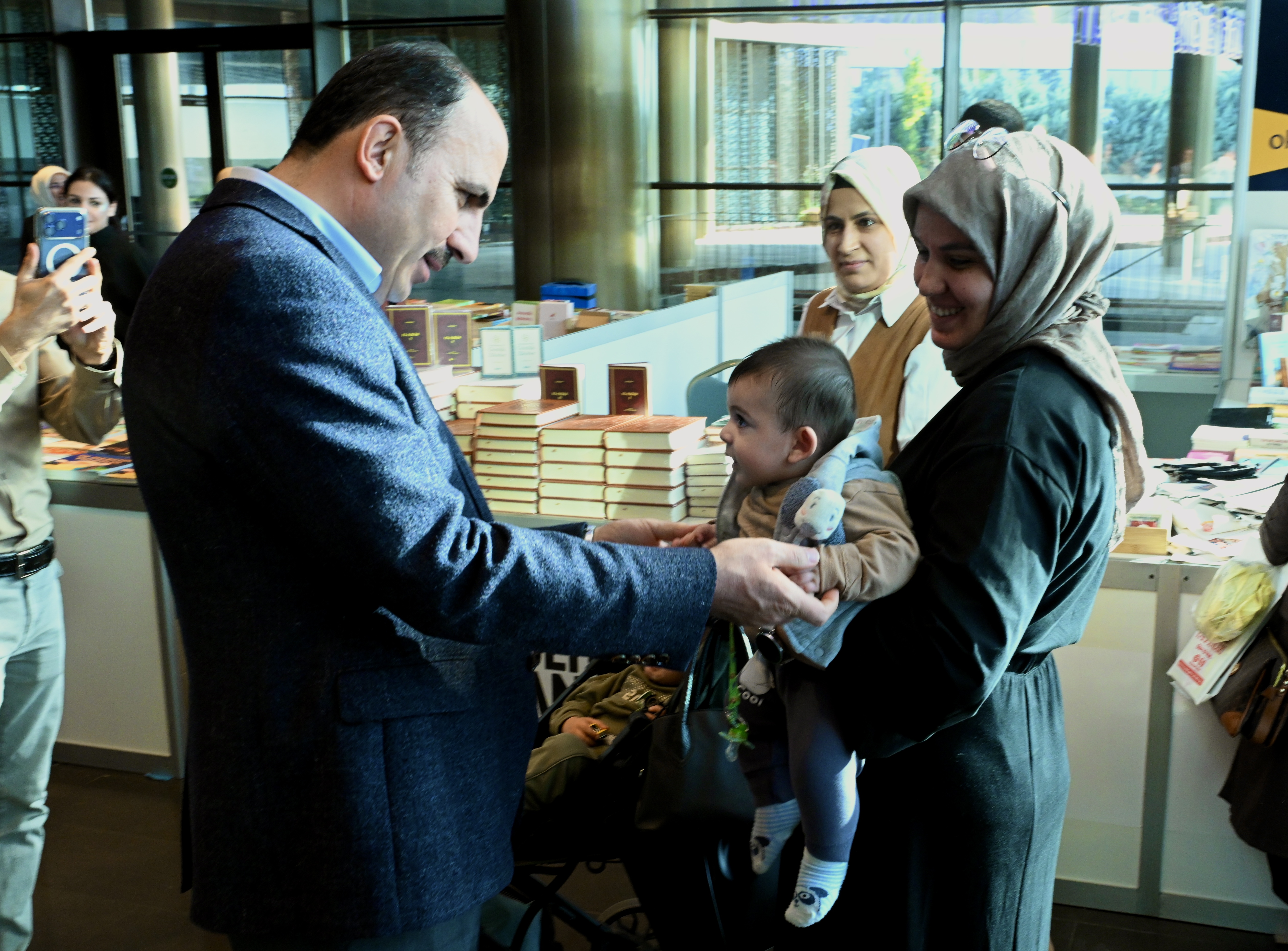 BAŞKAN ALTAY: “TÜM AİLELERİ ÇOCUKLARI İLE BİRLİKTE KONYA KİTAP GÜNLERİ'NE DAVET EDİYORUM”