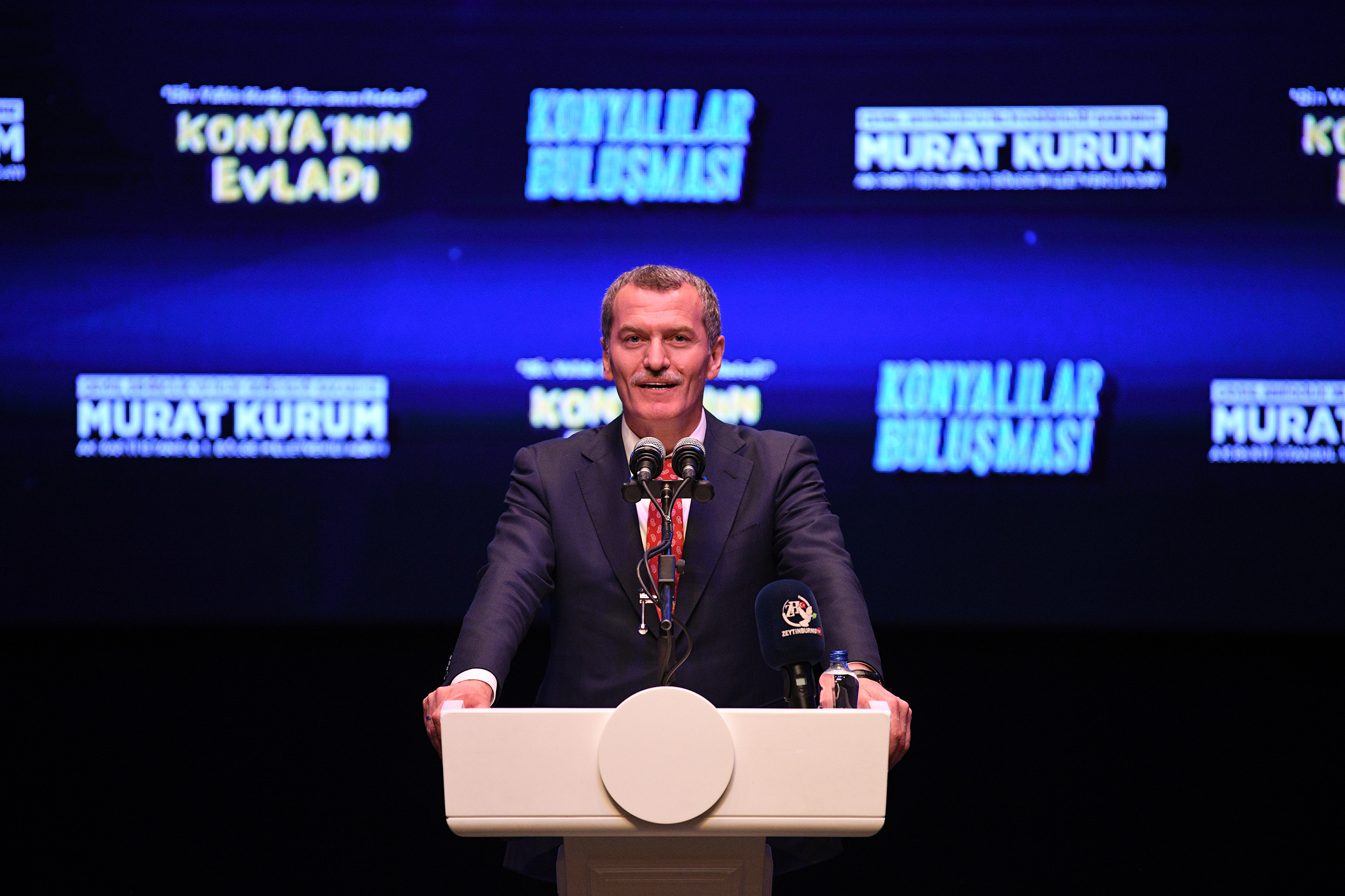 Bakan Kurum İstanbul’da Konyalılarla Buluştu