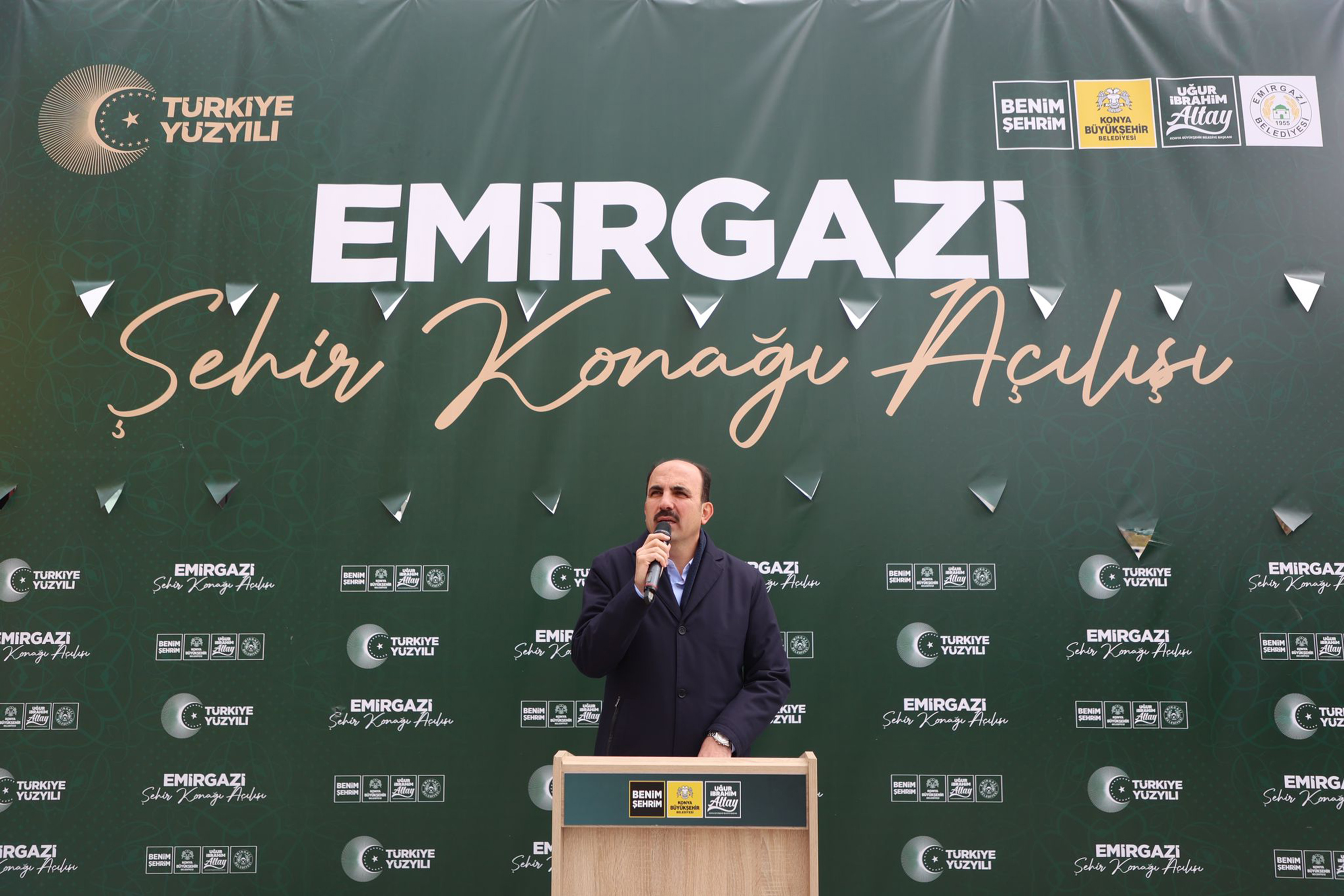 BAŞKAN ALTAY: “DÜNYADA LİDER BİR ÜLKE İNŞA ETMEYE ÇALIŞIYORUZ.”