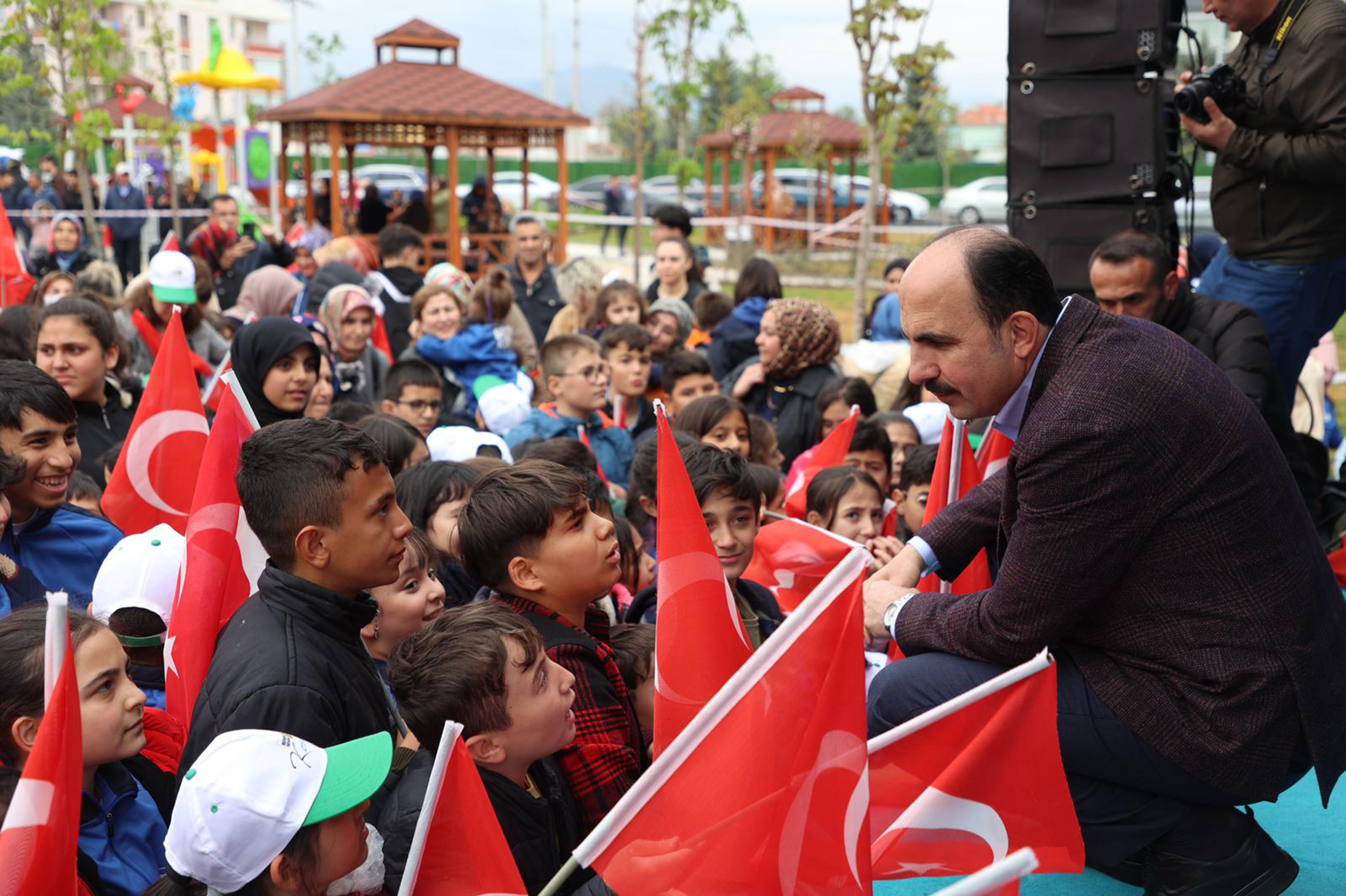 Başkan Altay Bir Günde 6 İlçede 8 Yatırımın Açılışını ve Temel Atma Programlarını Gerçekleştirdi