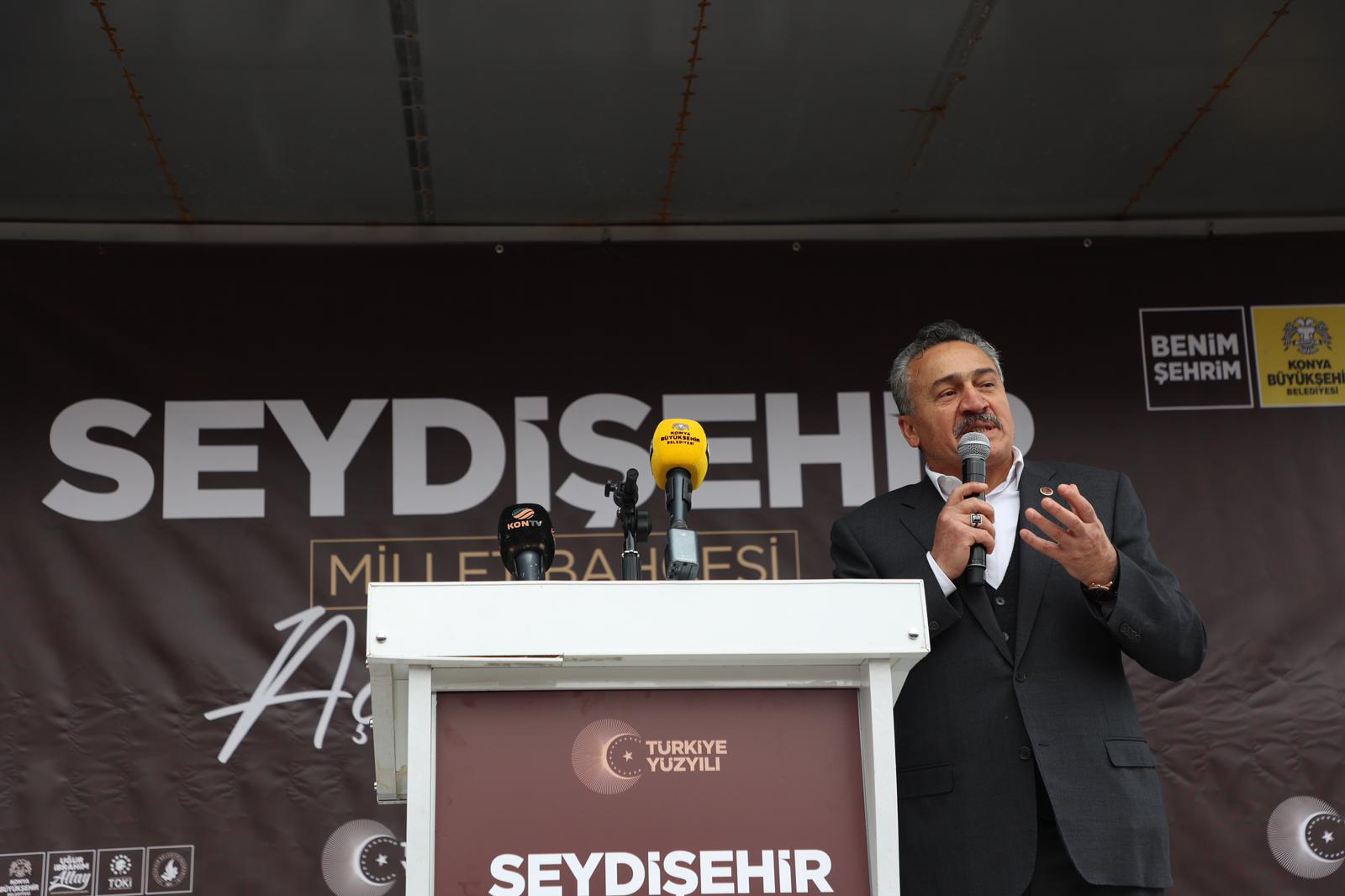 Başkan Altay: “Cumhurbaşkanımızın Liderliğinde Büyük ve Güçlü Türkiye İçin Çalışıyoruz”