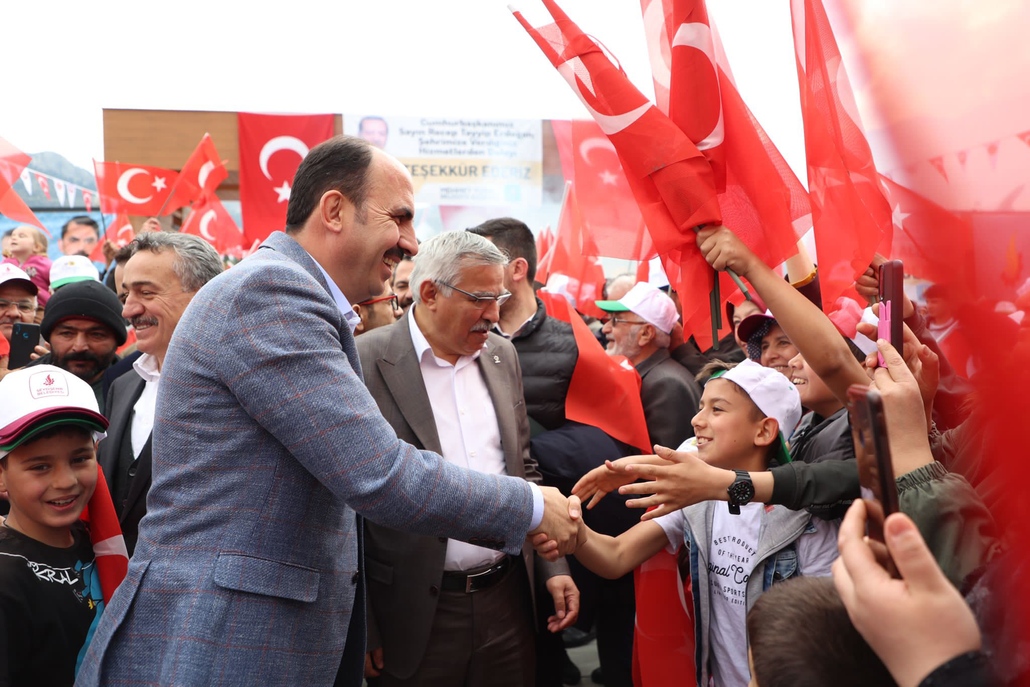 Başkan Altay: “Cumhurbaşkanımızın Liderliğinde Büyük ve Güçlü Türkiye İçin Çalışıyoruz”