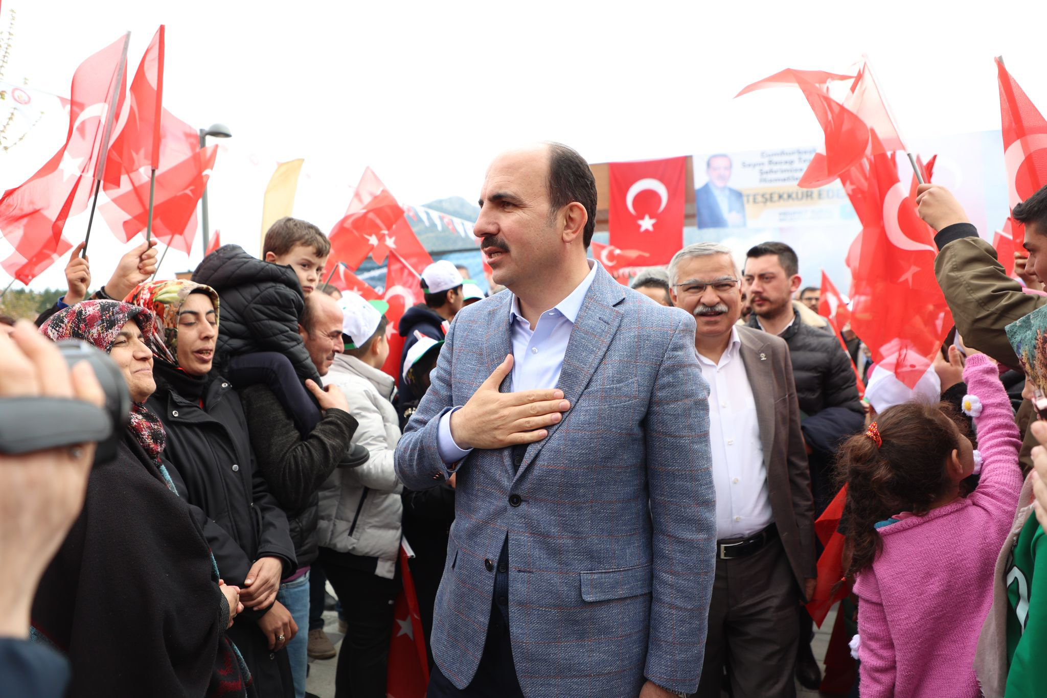 Başkan Altay: “Cumhurbaşkanımızın Liderliğinde Büyük ve Güçlü Türkiye İçin Çalışıyoruz”