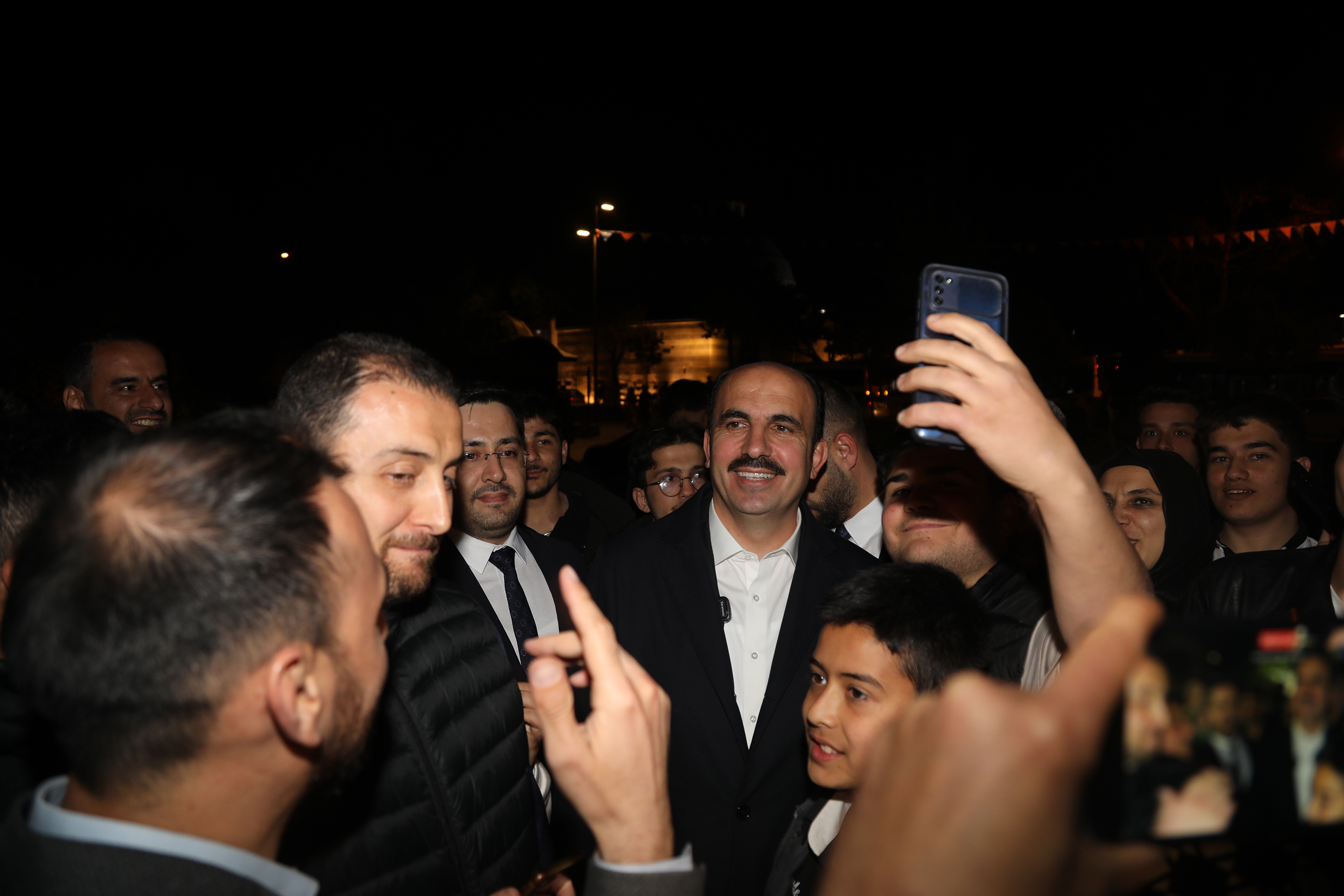 TOGG’un Direksiyonuna Geçen Başkan Altay Konyalıların Sevgi Seliyle Karşılaştı