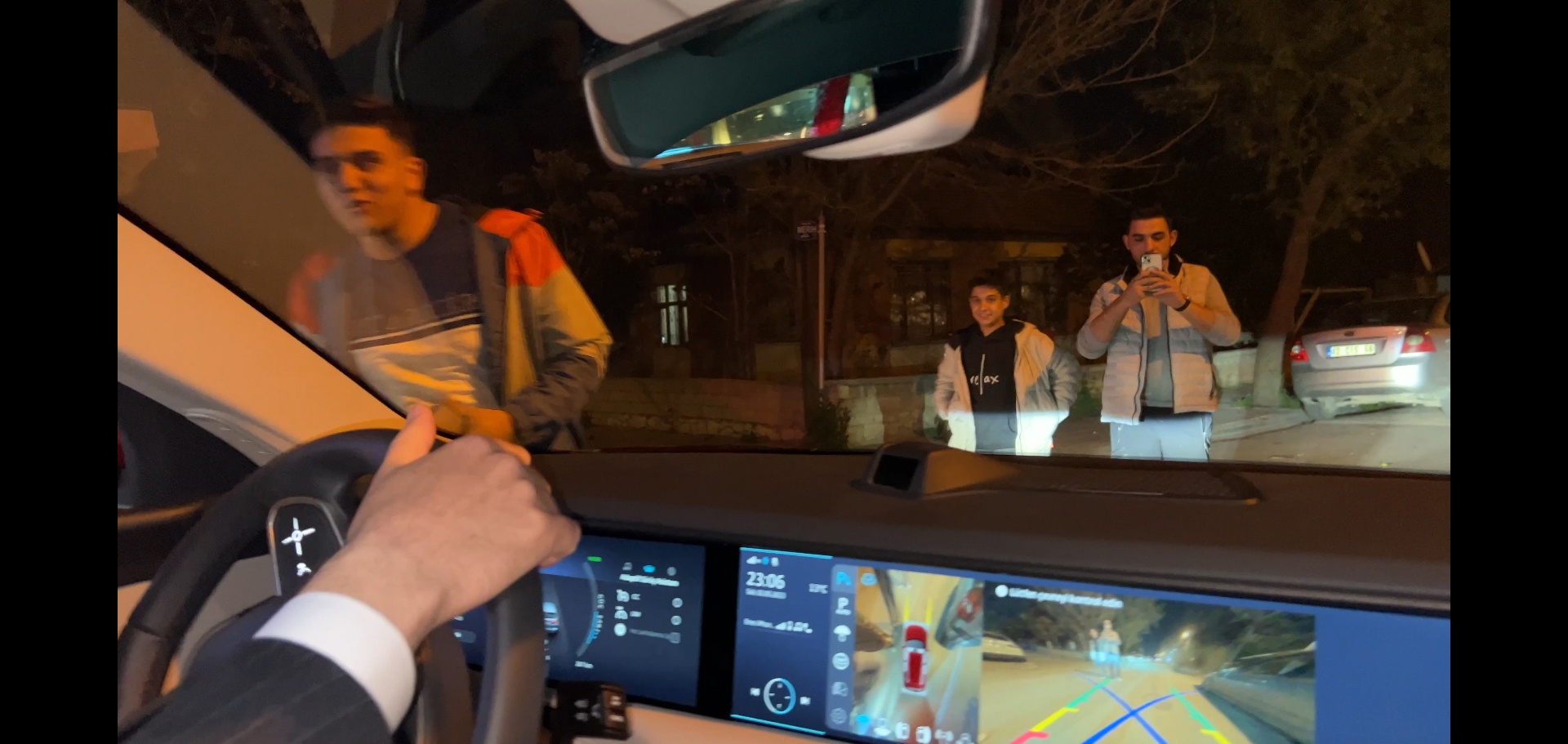 TOGG’un Direksiyonuna Geçen Başkan Altay Konyalıların Sevgi Seliyle Karşılaştı