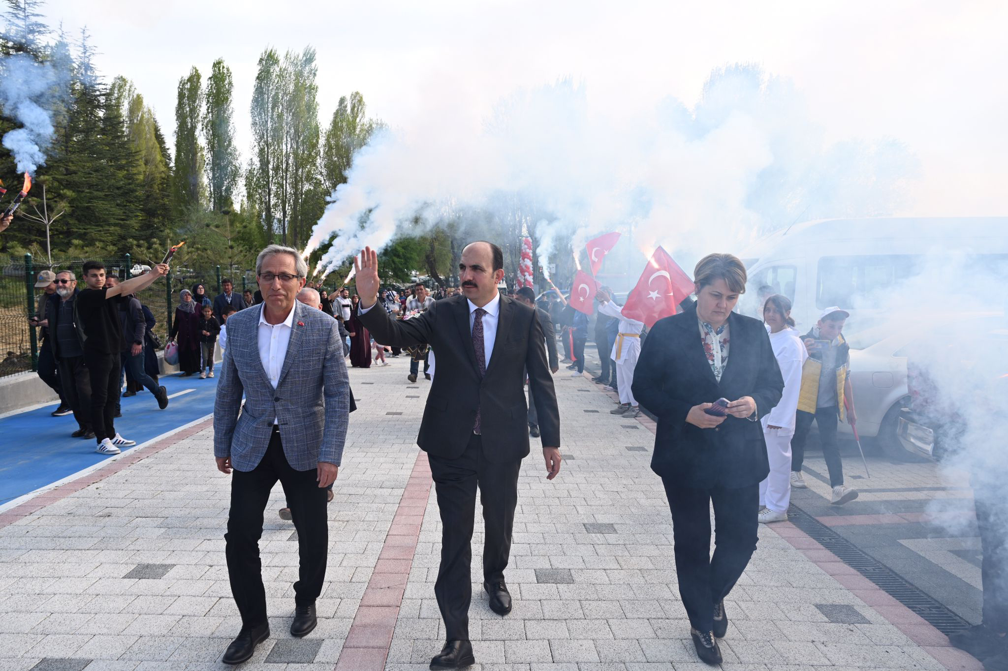Başkan Altay: “Bugün 3 İlçemizde Yaptığımız Açılışların Bedeli 250 Milyon Lira”