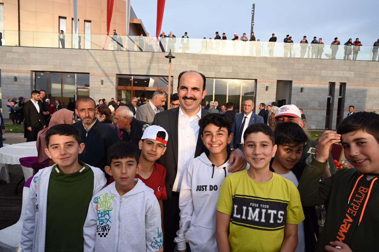 Başkan Altay: “Bugün 3 İlçemizde Yaptığımız Açılışların Bedeli 250 Milyon Lira”