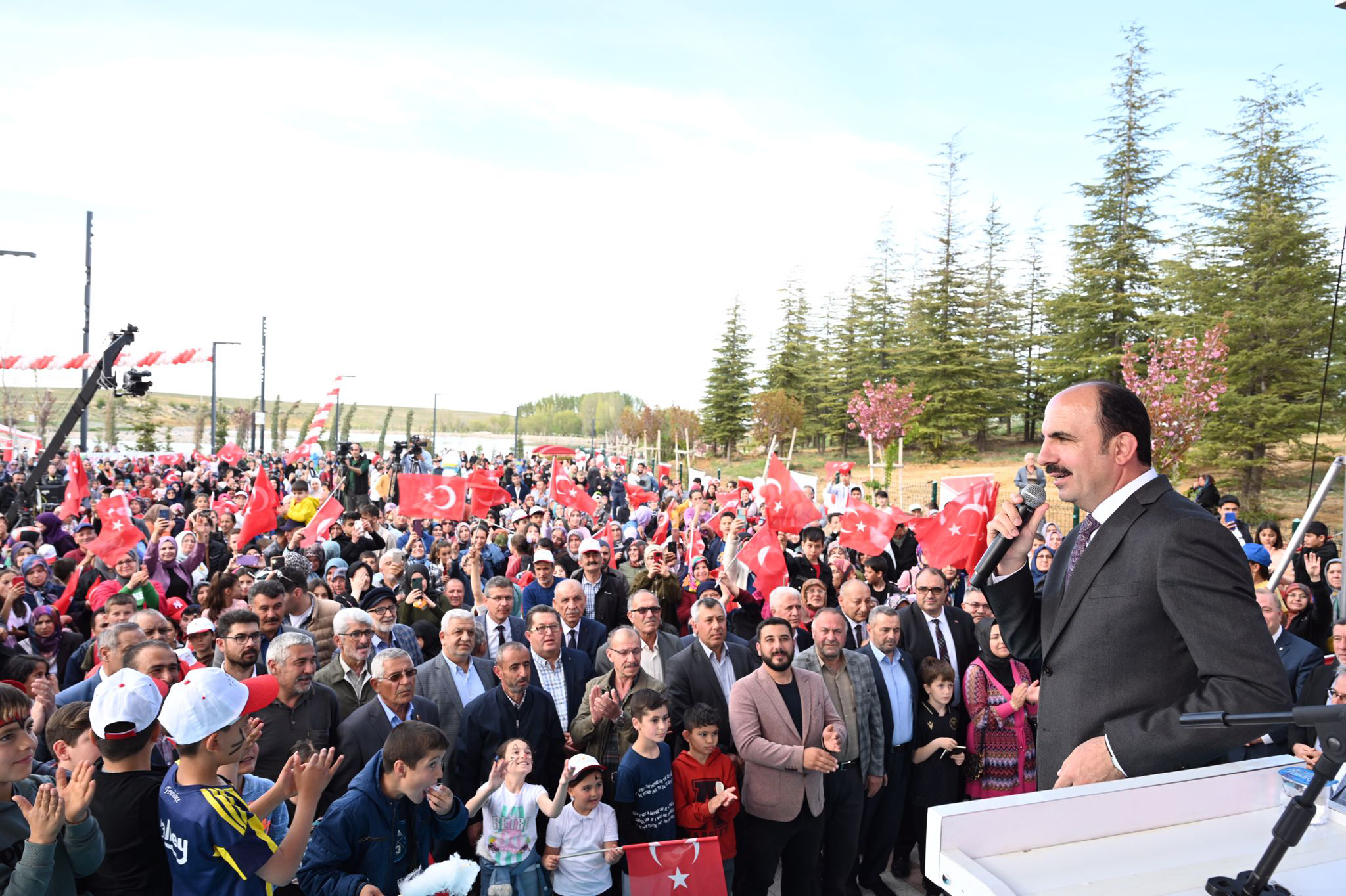 Başkan Altay: “Bugün 3 İlçemizde Yaptığımız Açılışların Bedeli 250 Milyon Lira”