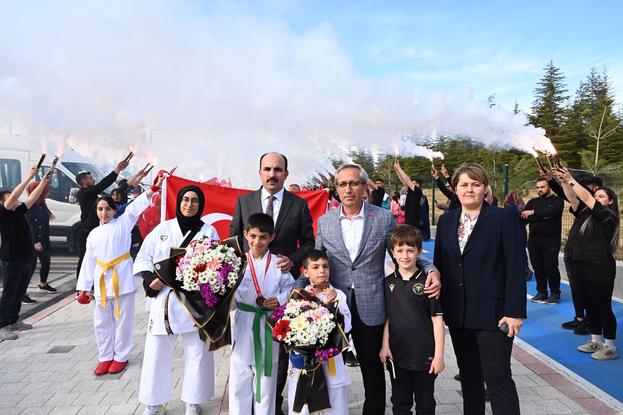 Başkan Altay: “Bugün 3 İlçemizde Yaptığımız Açılışların Bedeli 250 Milyon Lira”