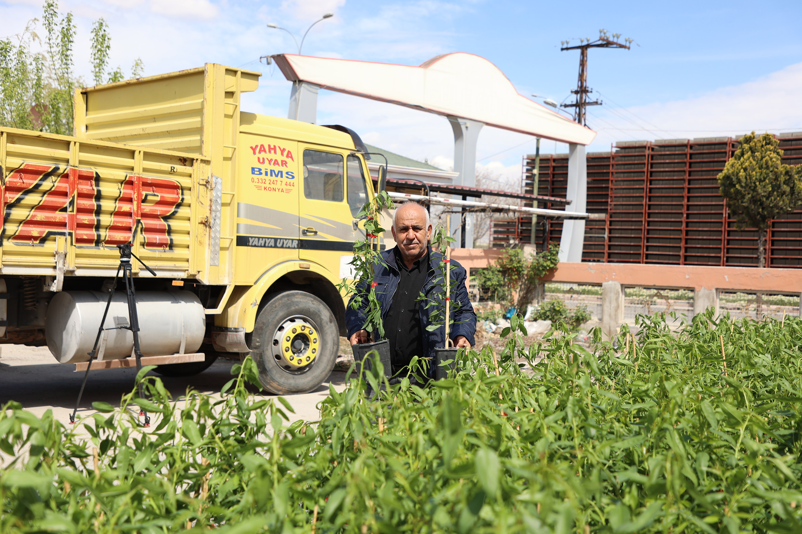 Konya Büyükşehir 31 İlçede Ürün Çeşitliliğini Artırmak İçin Çiftçiye Destek Oluyor