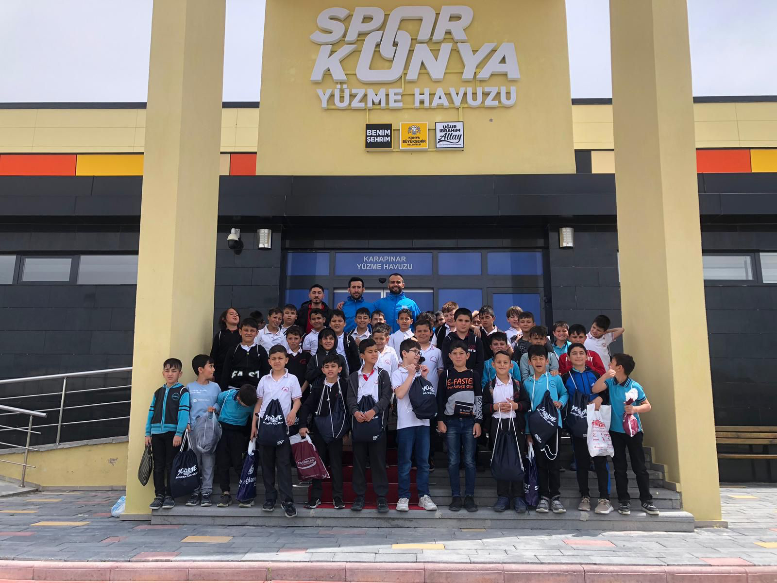 Büyükşehir’in “Yüzme Bilmeyen Kalmasın” Projesi Şimdi Ereğli ve Karapınar’da