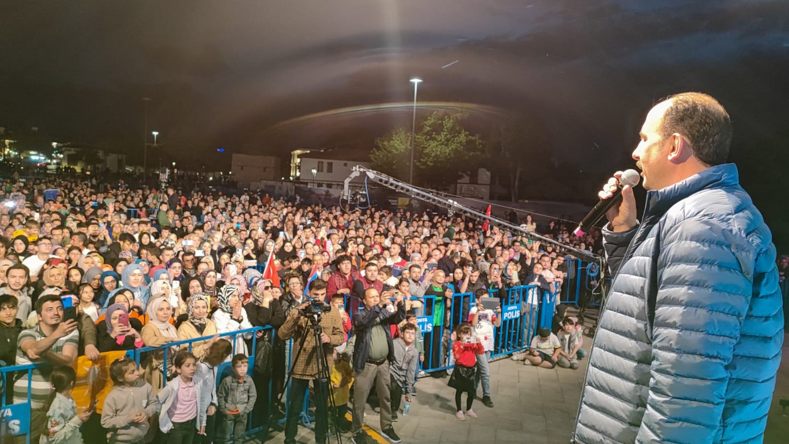 Başkan Altay, Uğur Işılak Konserinde Konyalıların Coşkusuna Ortak Oldu