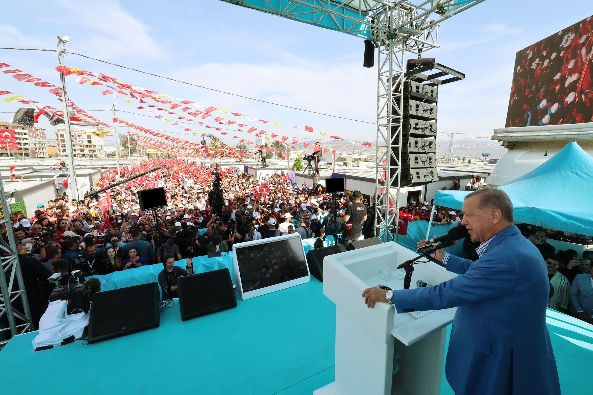 Cumhurbaşkanı Erdoğan: “Konya Belediyelerimiz Hatay’da Hakk’ın ve Halkın Rızasını Gözeterek Gece Gündüz Koşturdu”