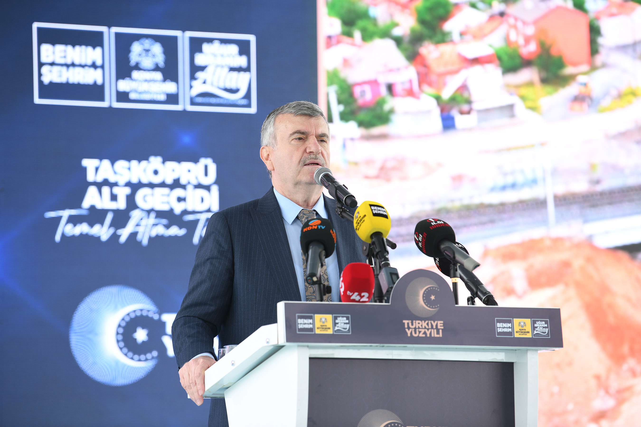 ALPARSLAN TÜRKEŞ CADDESİ AÇILDI; TAŞKÖPRÜ ALT GEÇİDİNİN TEMELİ ATILDI