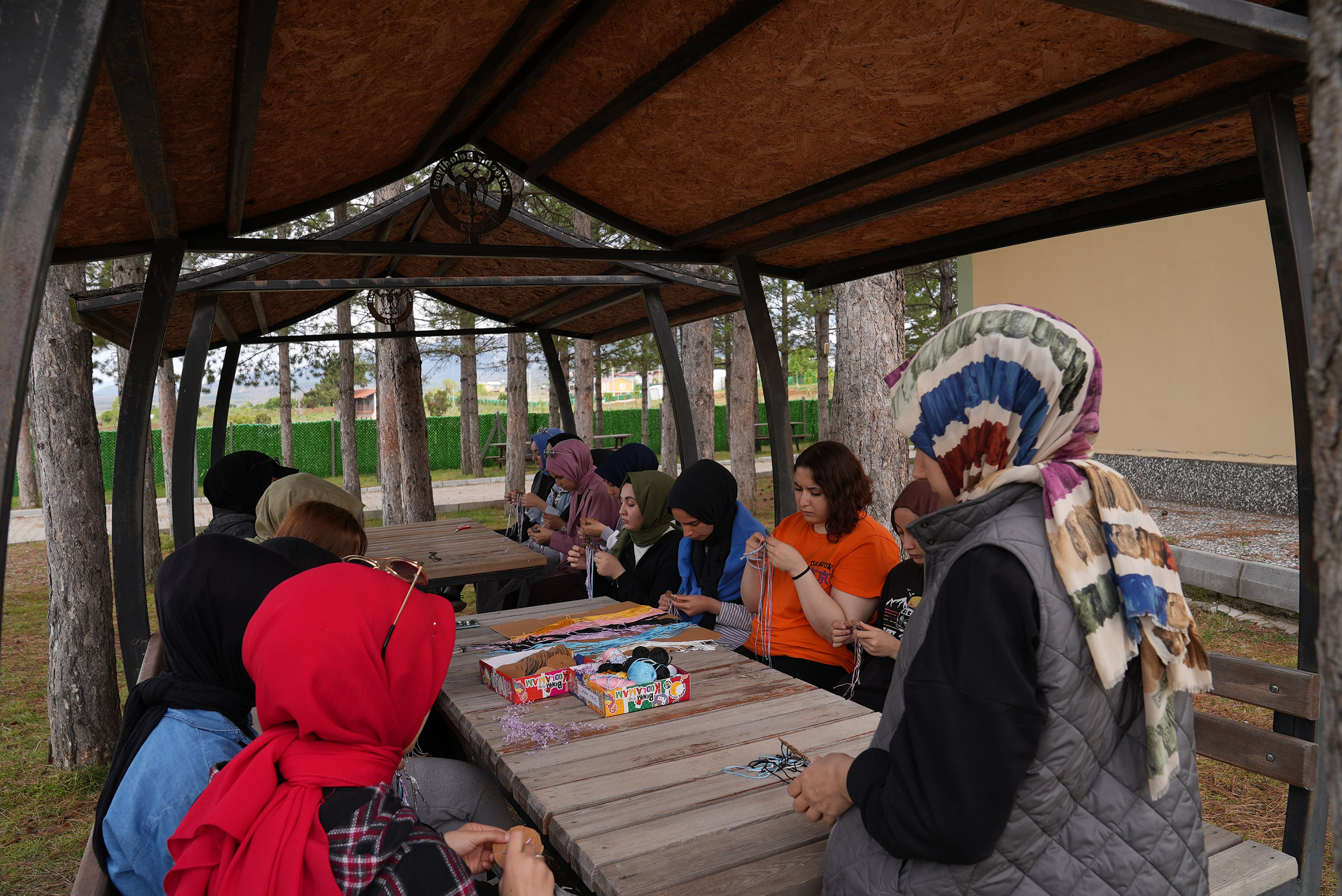 LİSE MEDENİYET AKADEMİLERİNDEN YKS ÖĞRENCİLERİNE MOTİVASYON KAMPI