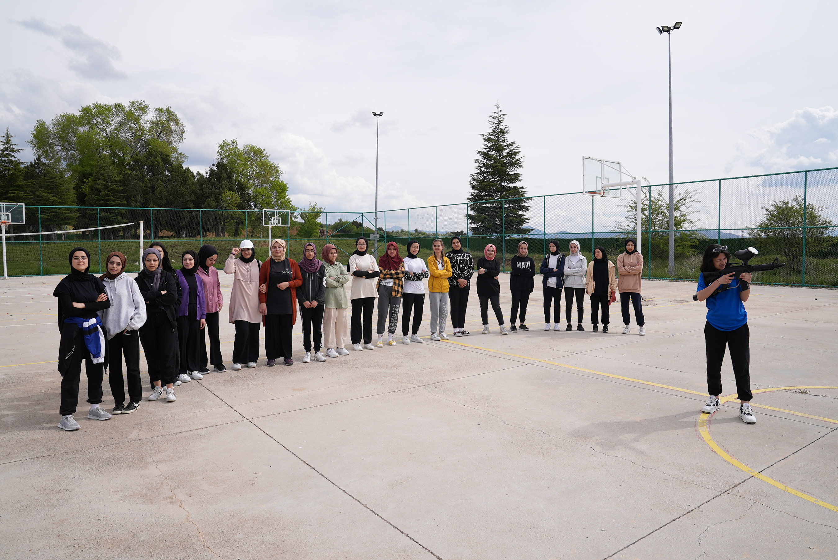 LİSE MEDENİYET AKADEMİLERİNDEN YKS ÖĞRENCİLERİNE MOTİVASYON KAMPI