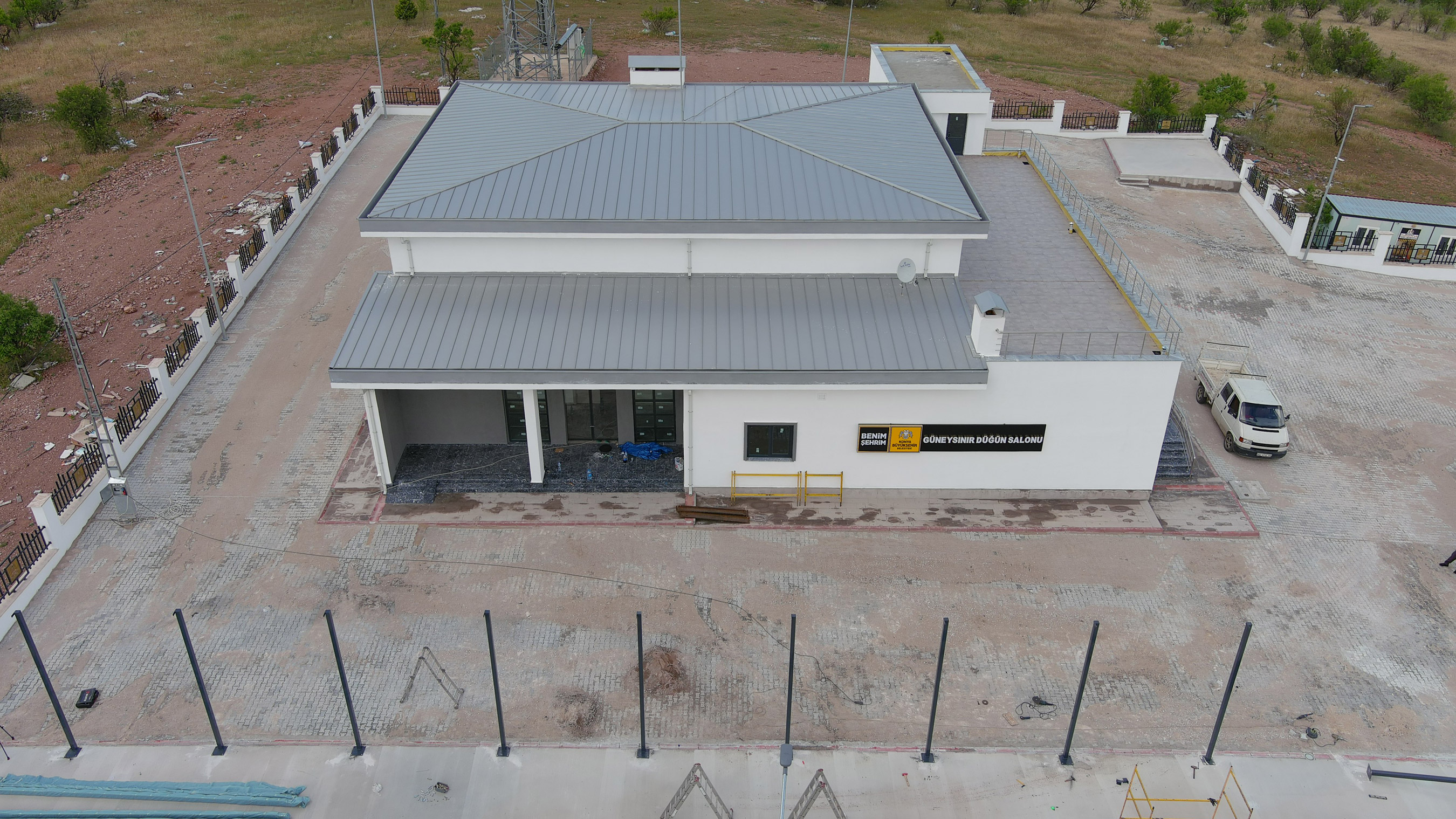 BAŞKAN ALTAY: “GÜNEYSINIR’DA DÜĞÜN SALONU VE PAZAR YERİ, ÇUMRA GÜVERCİNLİK’TE ÇOK AMAÇLI SALON TAMAMLANMAK ÜZERE”