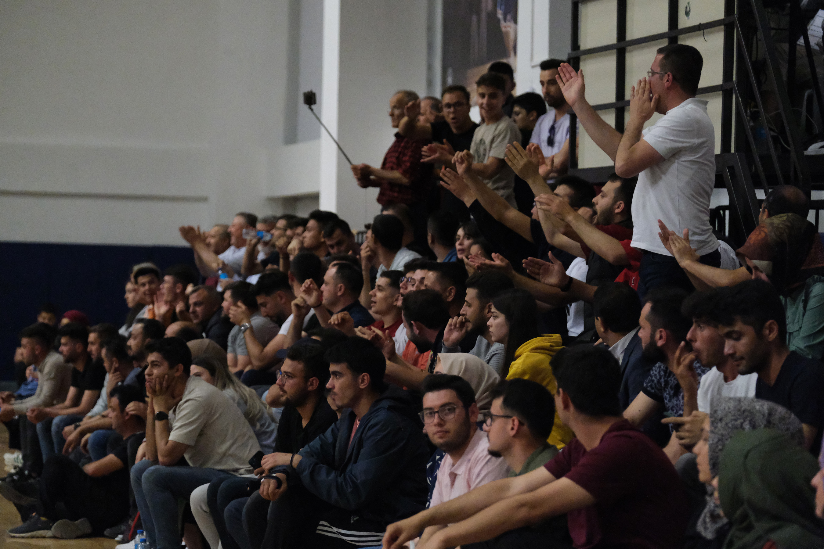 KONYA BÜYÜKŞEHİR’İN İLÇELER ARASI VOLEYBOL TURNUVASI’NDA ŞAMPİYON ÇUMRA OLDU