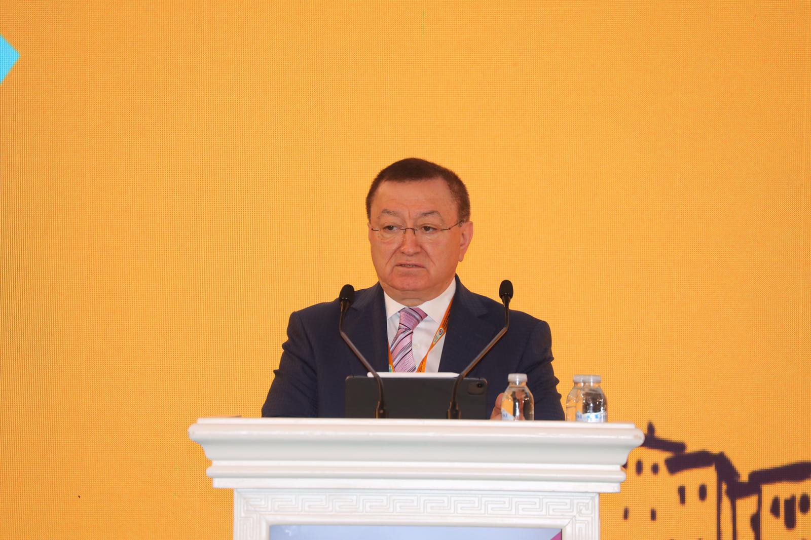 UCLG BAŞKANI ALTAY DÜNYA ŞEHİRLERİNE SESLENDİ: “GELİN HEP BİRLİKTE ŞEHİRLERİMİZİ ÇOK DAHA DİRENÇLİ HALE GETİRELİM”