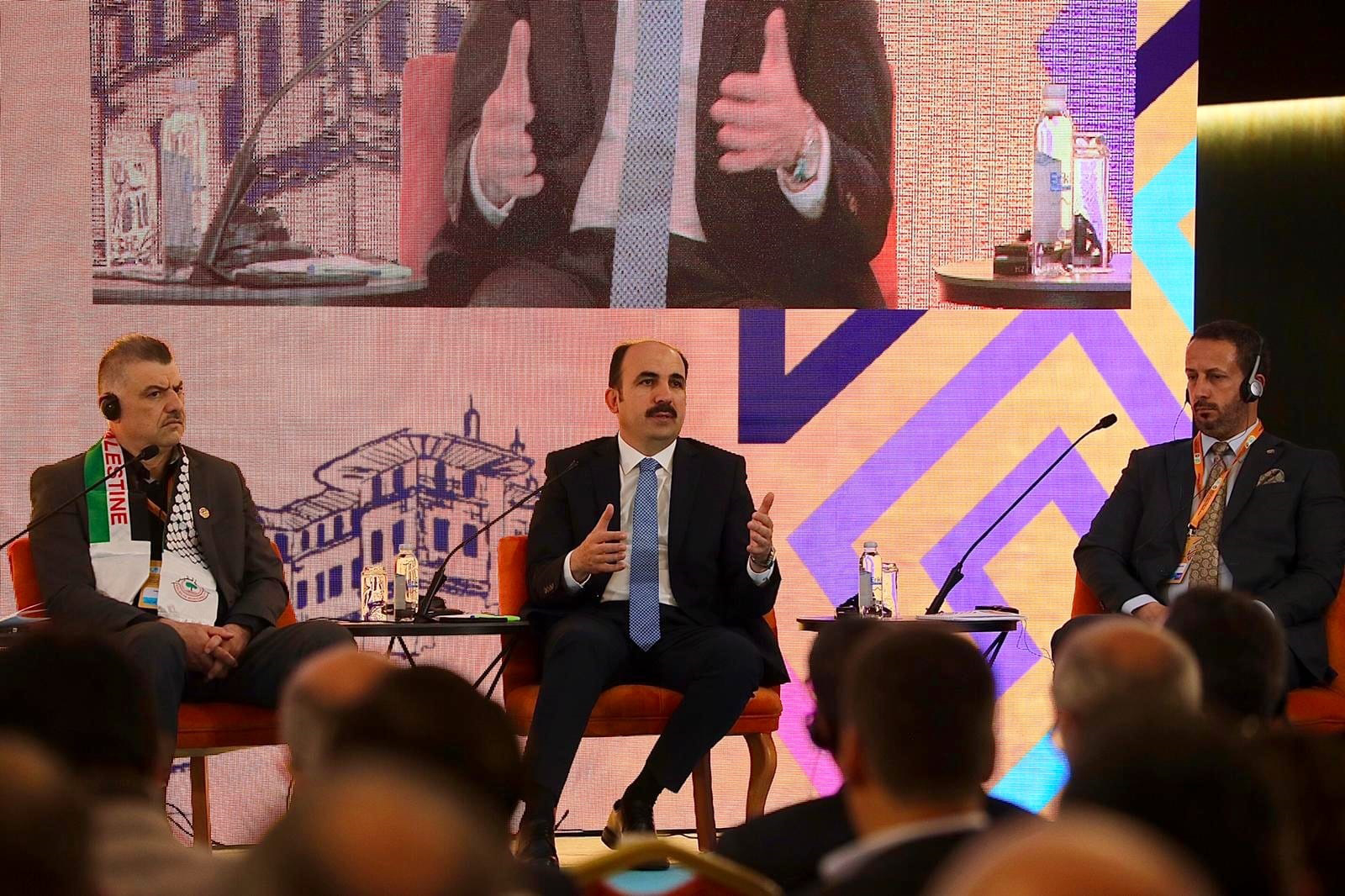 UCLG BAŞKANI ALTAY DÜNYA ŞEHİRLERİNE SESLENDİ: “GELİN HEP BİRLİKTE ŞEHİRLERİMİZİ ÇOK DAHA DİRENÇLİ HALE GETİRELİM”
