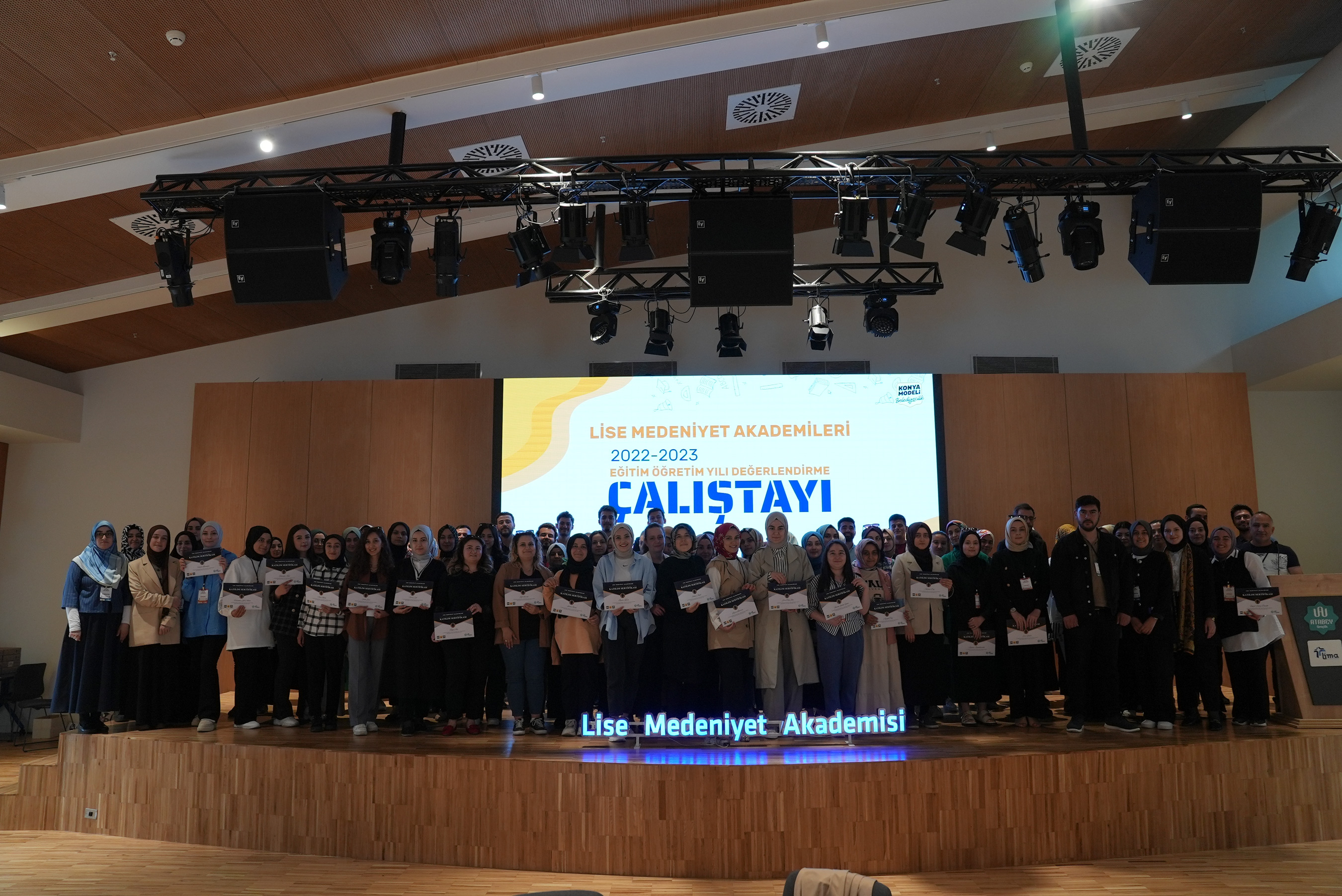 LİSE MEDENİYET AKADEMİLERİ EĞİTİM ÇALIŞTAYI DÜZENLEDİ