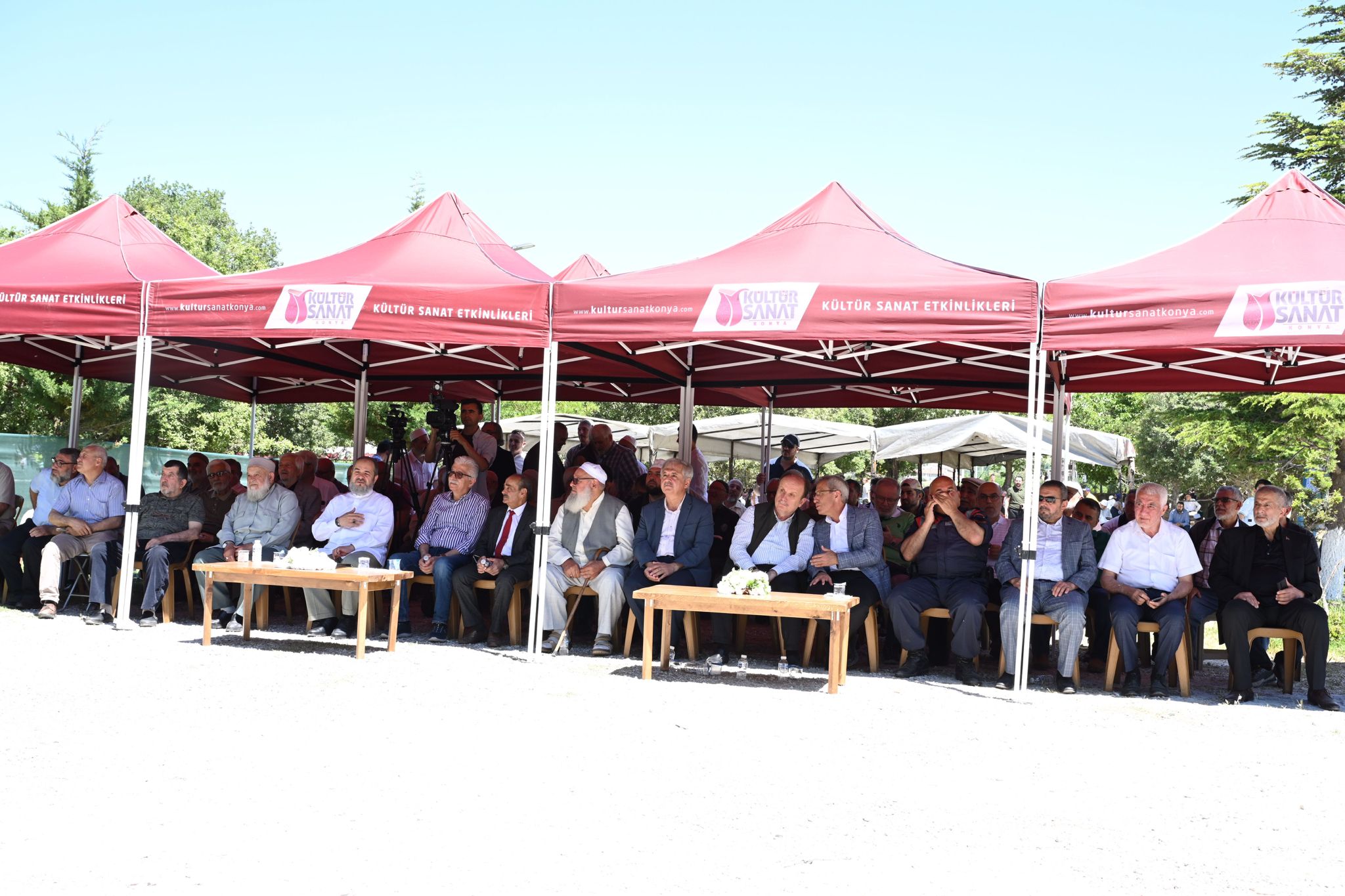 KONYA’NIN MANEVİ ÖNDERLERİNDEN LADİKLİ AHMET HÜDAİ ANILDI